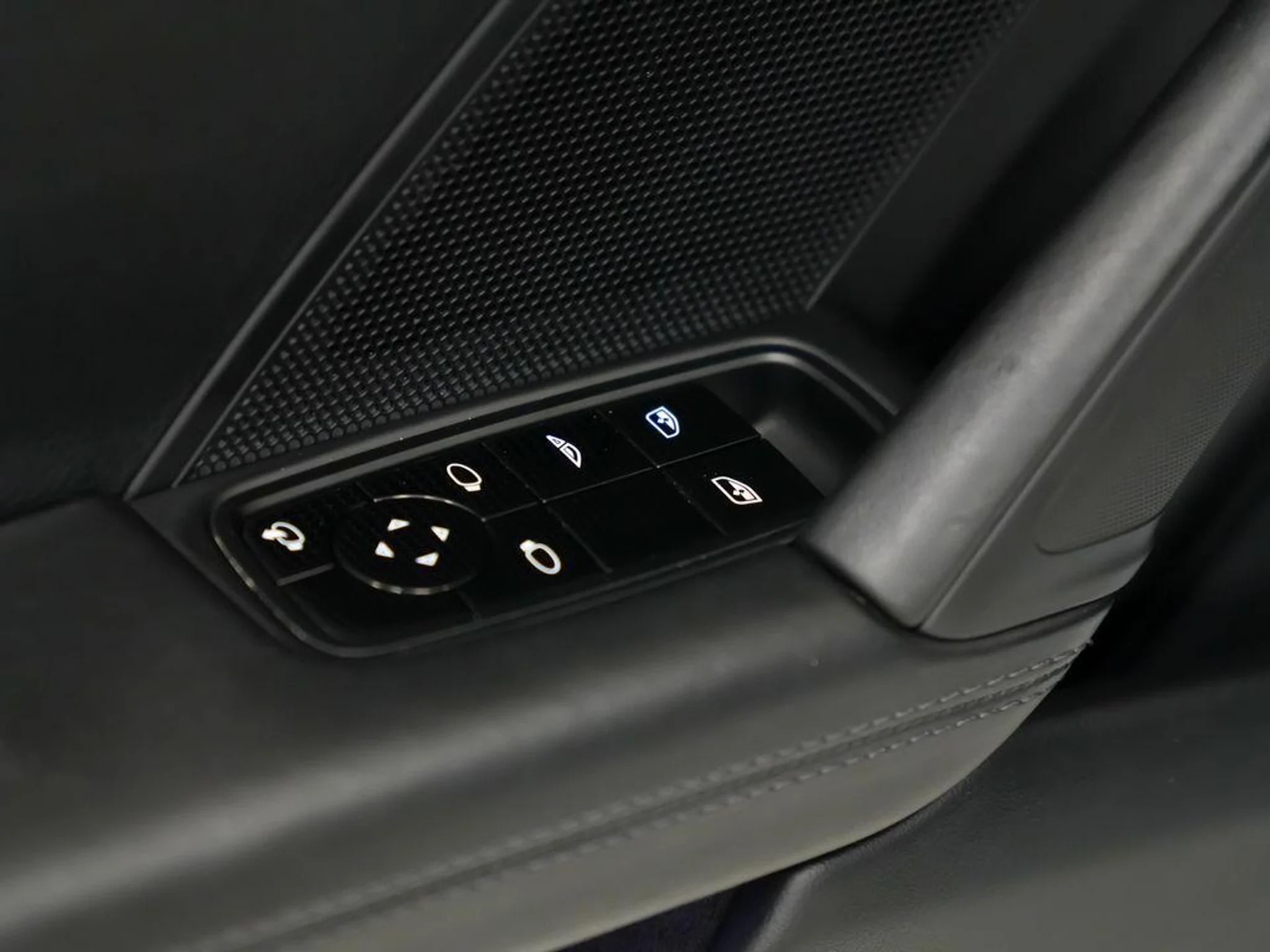 mph018_3440432237_L_Zx_Lzu_Og_Oof_VO_Kixr_M_Zq_S6tuw_FE_709775c7e2