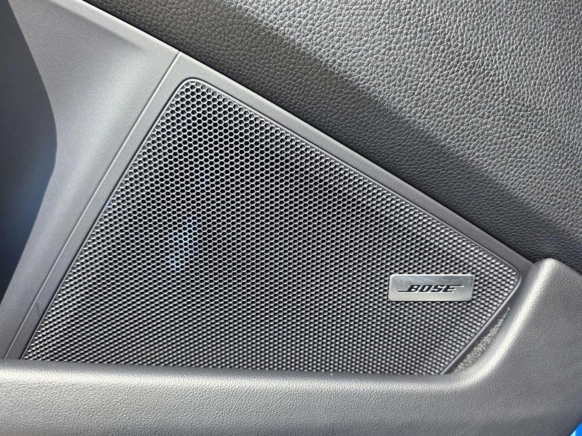 mph018_3442406442_Vog_I_Ngxg2_L_E_Wo_TDTJ_Wh_E_ABL_94_0d4a4b5a31