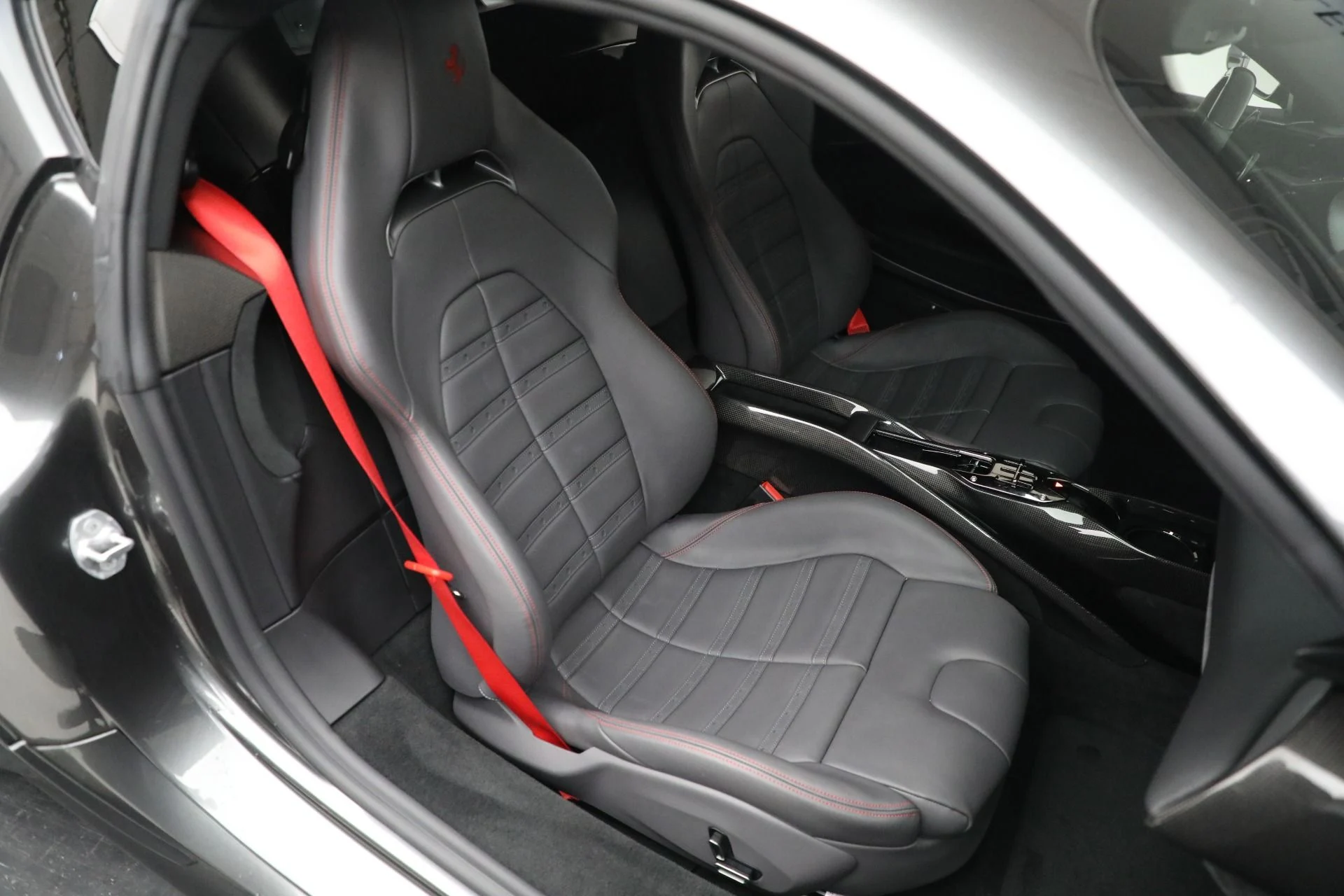 mph018_3443187895_Used_2022_Ferrari_SF_90_Stradale_539378d227
