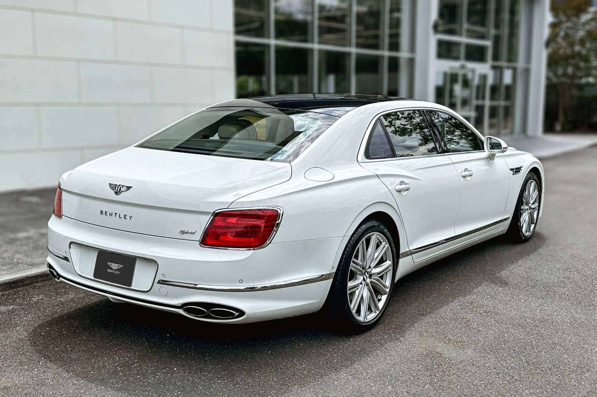 mph018_3444020184_Used_2023_Bentley_Flying_Spur_Hybrid_Hybrid_1782128898_4e8990dad5
