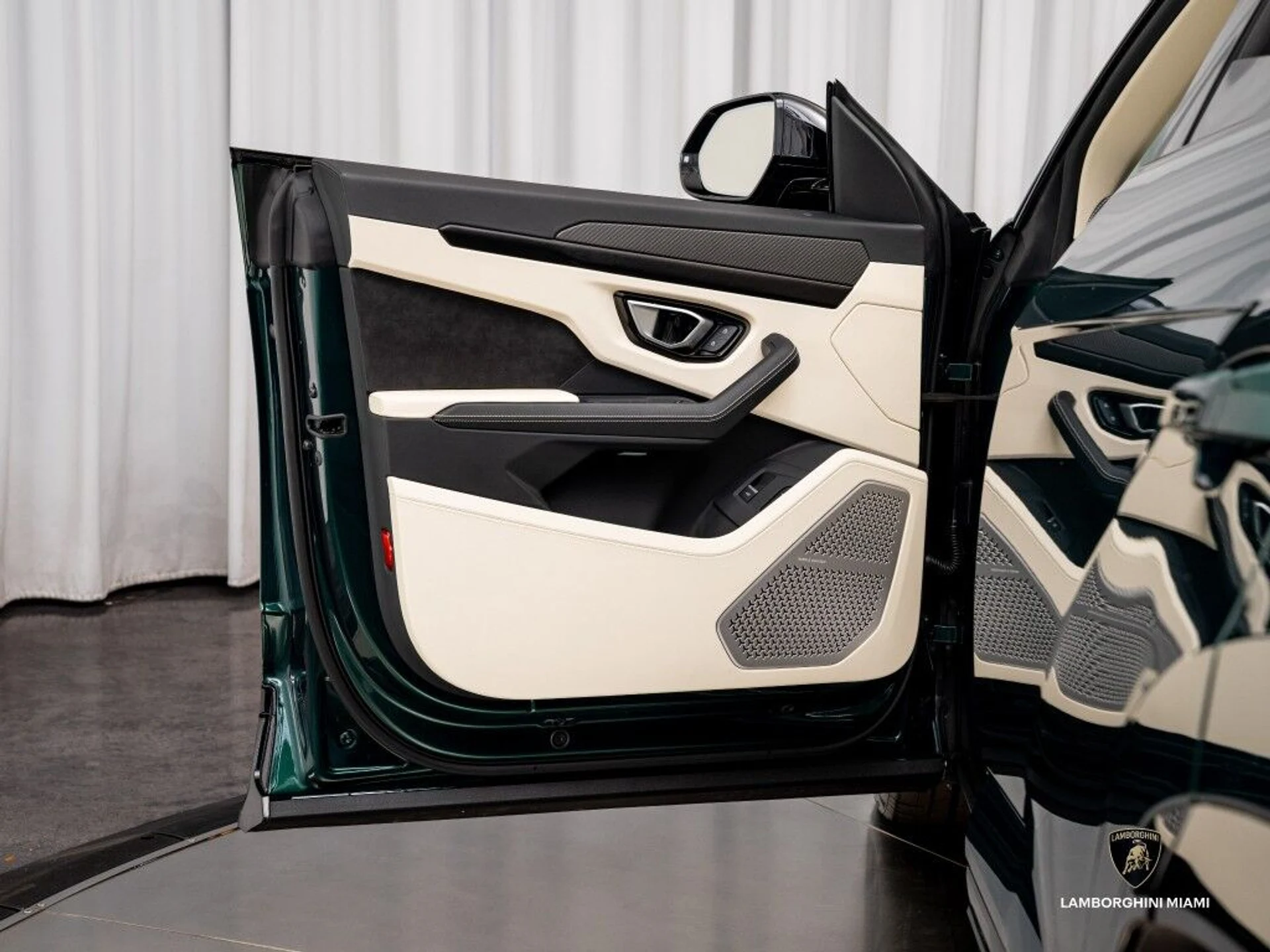 mph018_3445681611_2ca65c7e63bda4b5ce4435f78323896e_bf3f1044ab