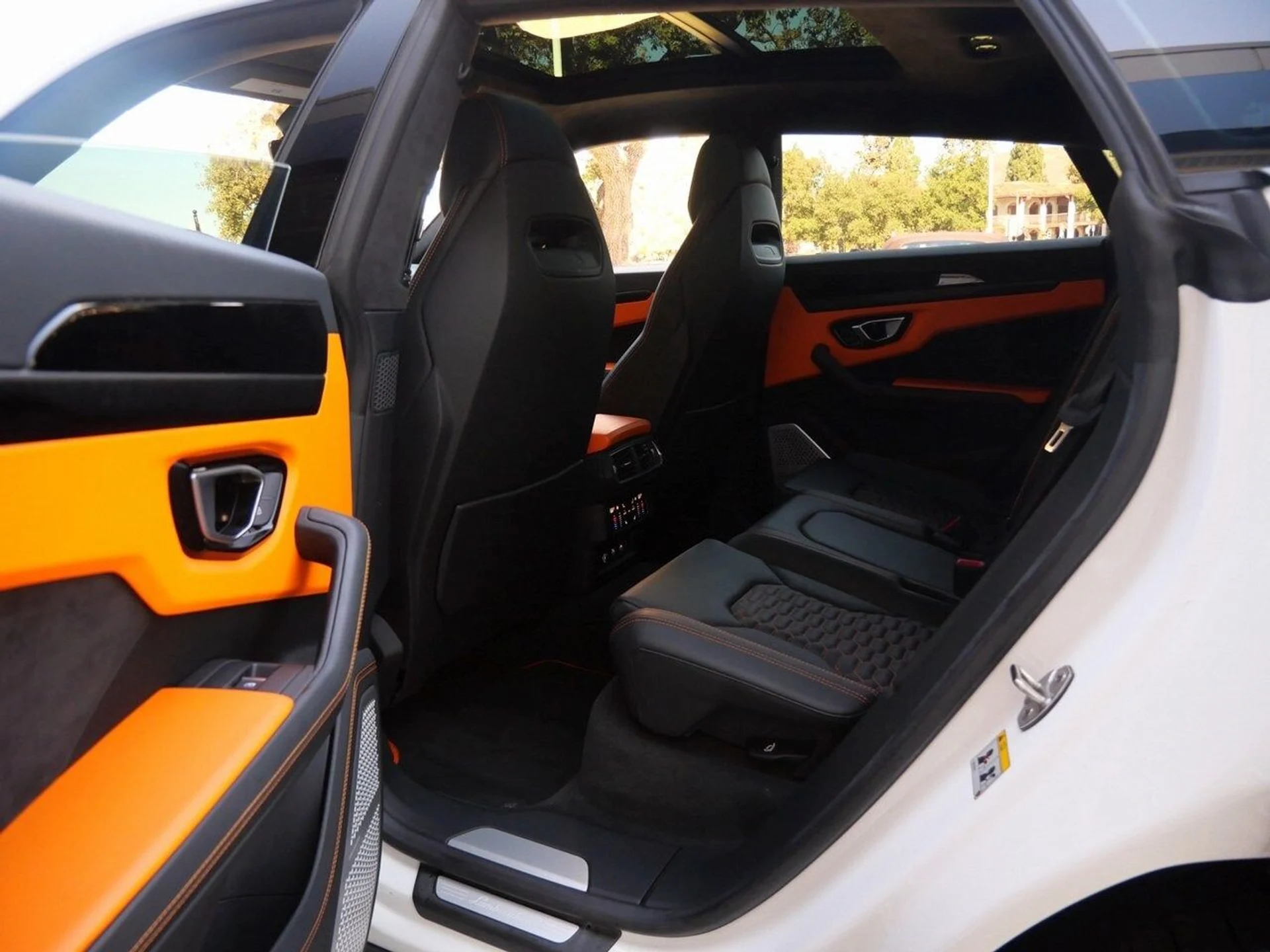 mph018_3449724968_859195a457958ca7a5825c99b304a24fx_8fd5893554