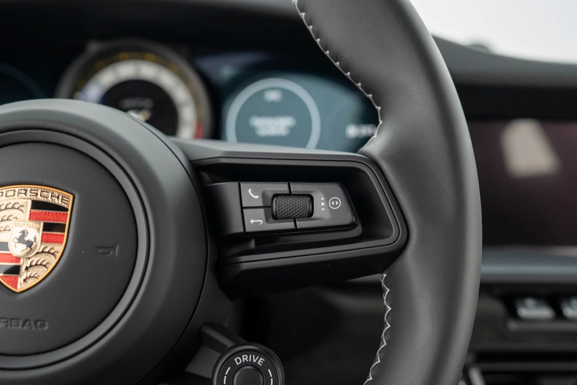 mph018_3454590817_Used_2024_Porsche_911_GT_3_1774634339_e5e3027977