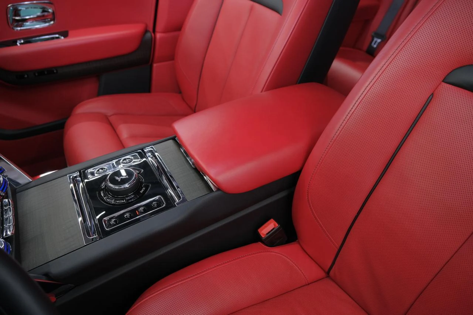 mph018_345925223_b7d9fd615674b498e3e393909dc6ecaf_36b2356847