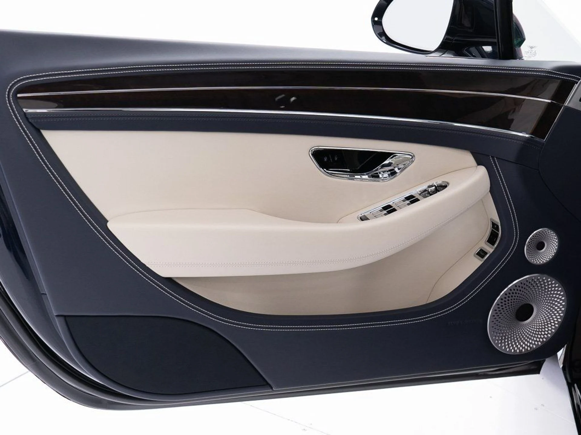 mph018_3462277720_0013ca7fbf8b8508c137ad0648f011b8_278207fb5d