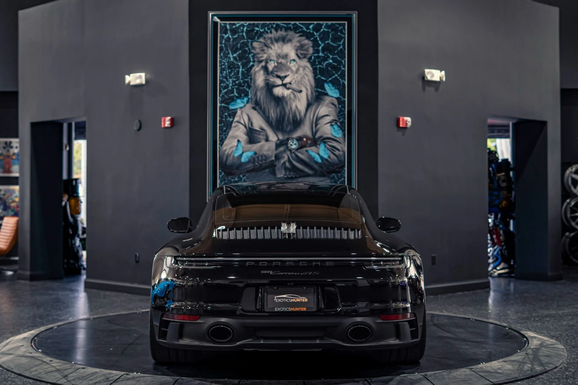 mph018_3463381271_Used_2022_Porsche_911_1776272111_dae18d474c