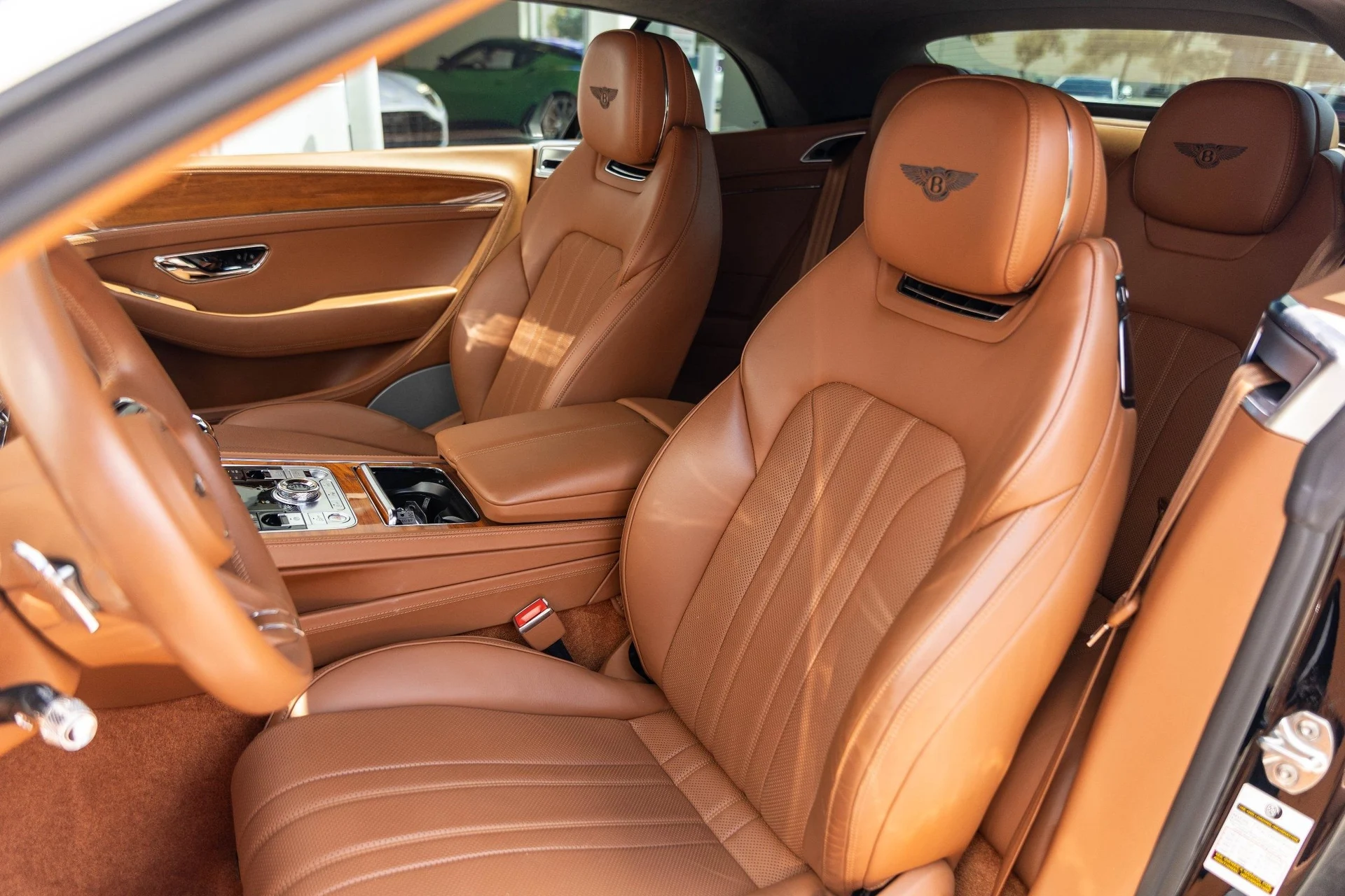 mph018_3465473679_Hi_Tech_Luxury_Imports_LLC_SCBDG_4_ZG_6_NC_091269_image_18_7aee243408