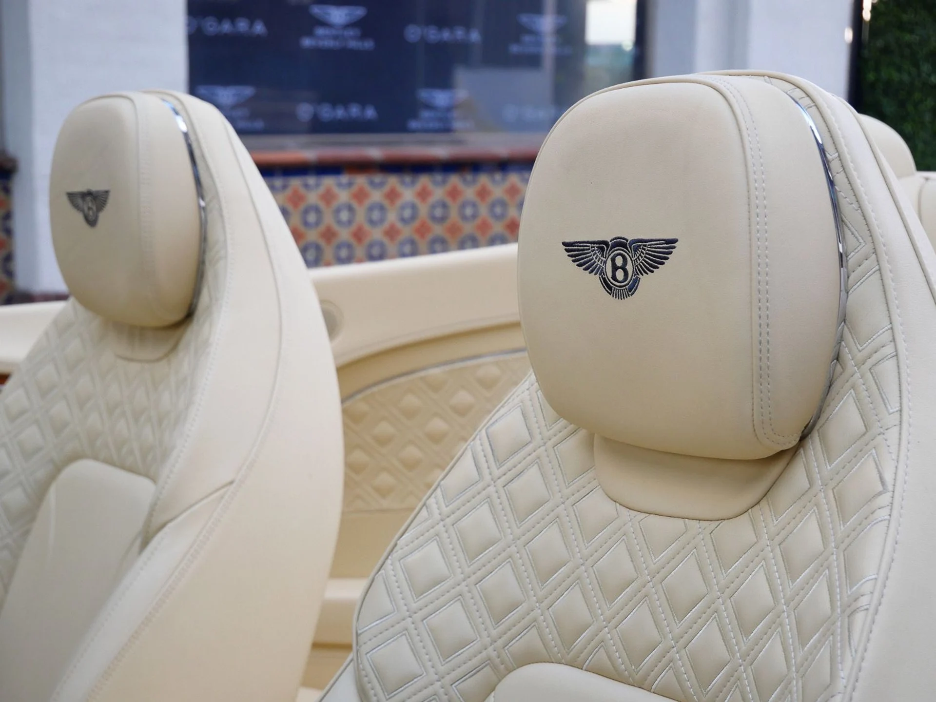 mph018_3466537797_33d4fb8b3db8656f29662be0beaa723ax_8621bf3538