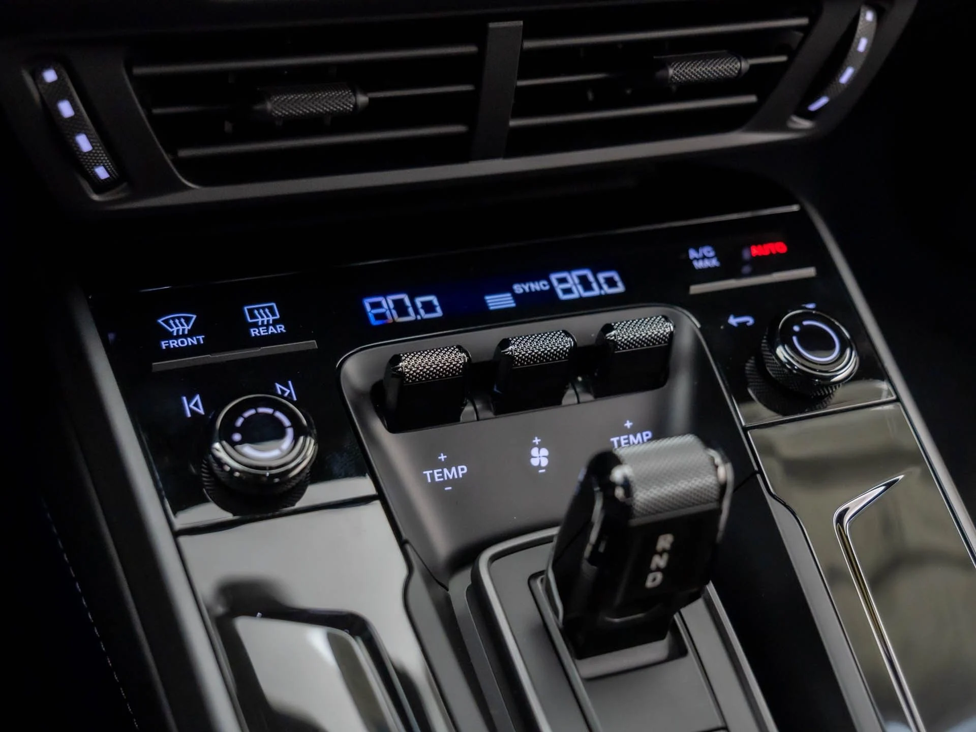 mph018_3470207547_206f3d1bed44f9c39c831b705fc085cfx_3c68e959ca