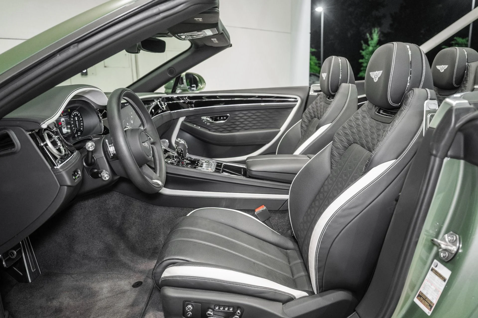 mph018_3478361830_Used_2025_Bentley_Continental_GTC_Speed_1790088406_a77e8549d6