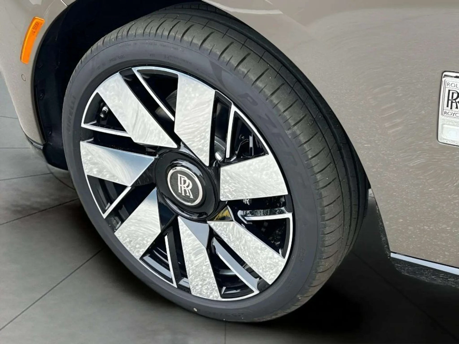 mph018_348343037_isigz1mu3tto4nx4kjm8uv9alo2d_b2d4f70e51