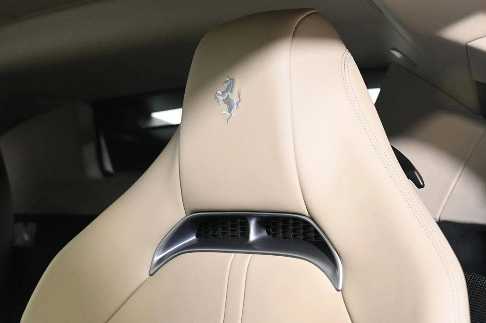 mph018_3488794432_5028909fd12547eaae449c5b8eee112e_4d930cd838