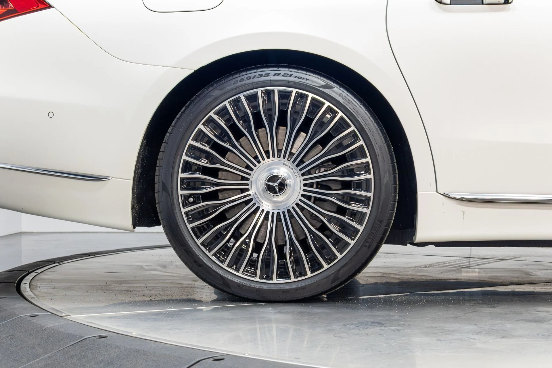 mph018_3497778784_Used_2023_Mercedes_Benz_S_Class_Maybach_S_680_4_MATIC_1776091551_8010a0ec5e