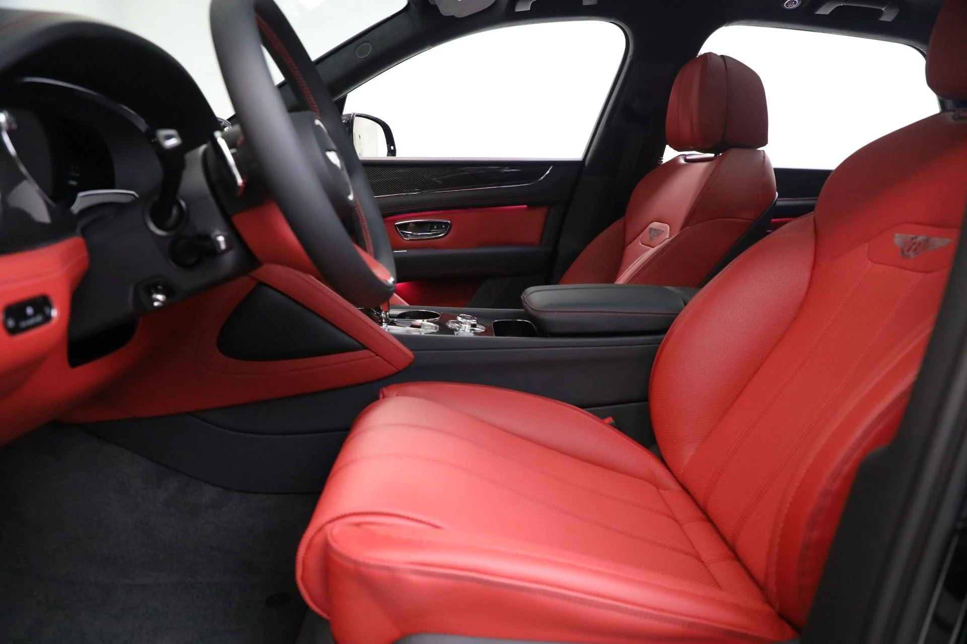 mph018_3504989798_New_2025_Bentley_Bentayga_V8_18df82b512