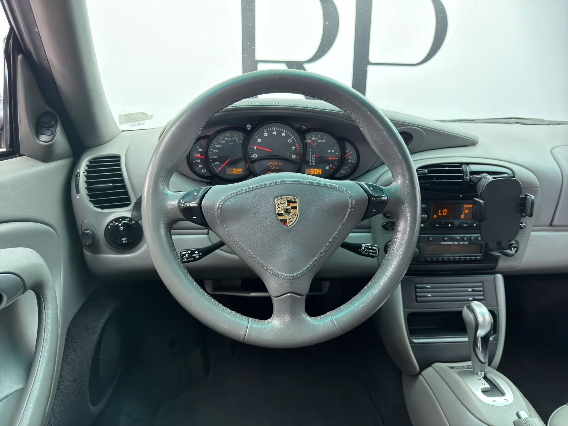mph018_3510712437_CB_3699_interior_006_767ae3e740