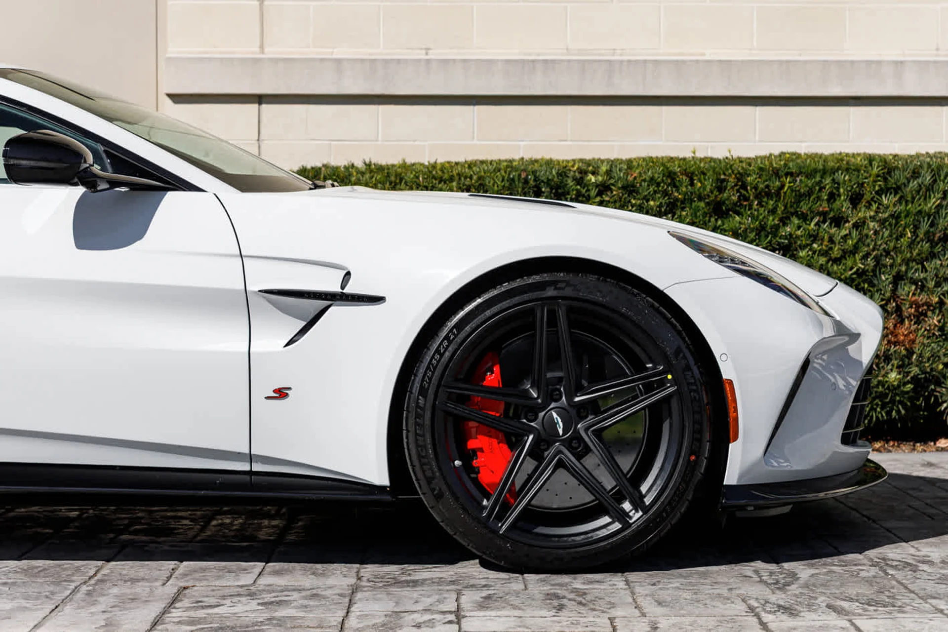 mph018_3511295528_19_2e20762c3c