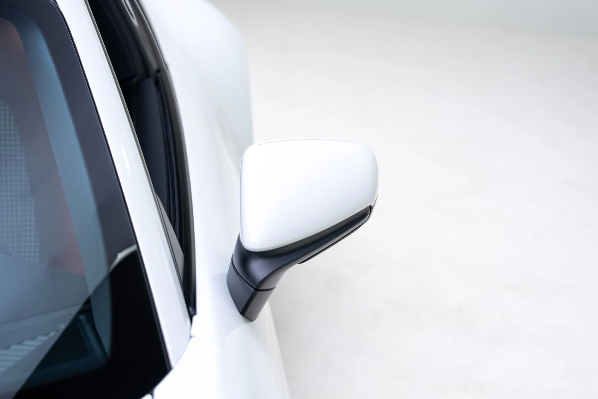 mph018_3513704479_Used_2024_Porsche_911_Carrera_4_S_1768935320_117a2d2ba8