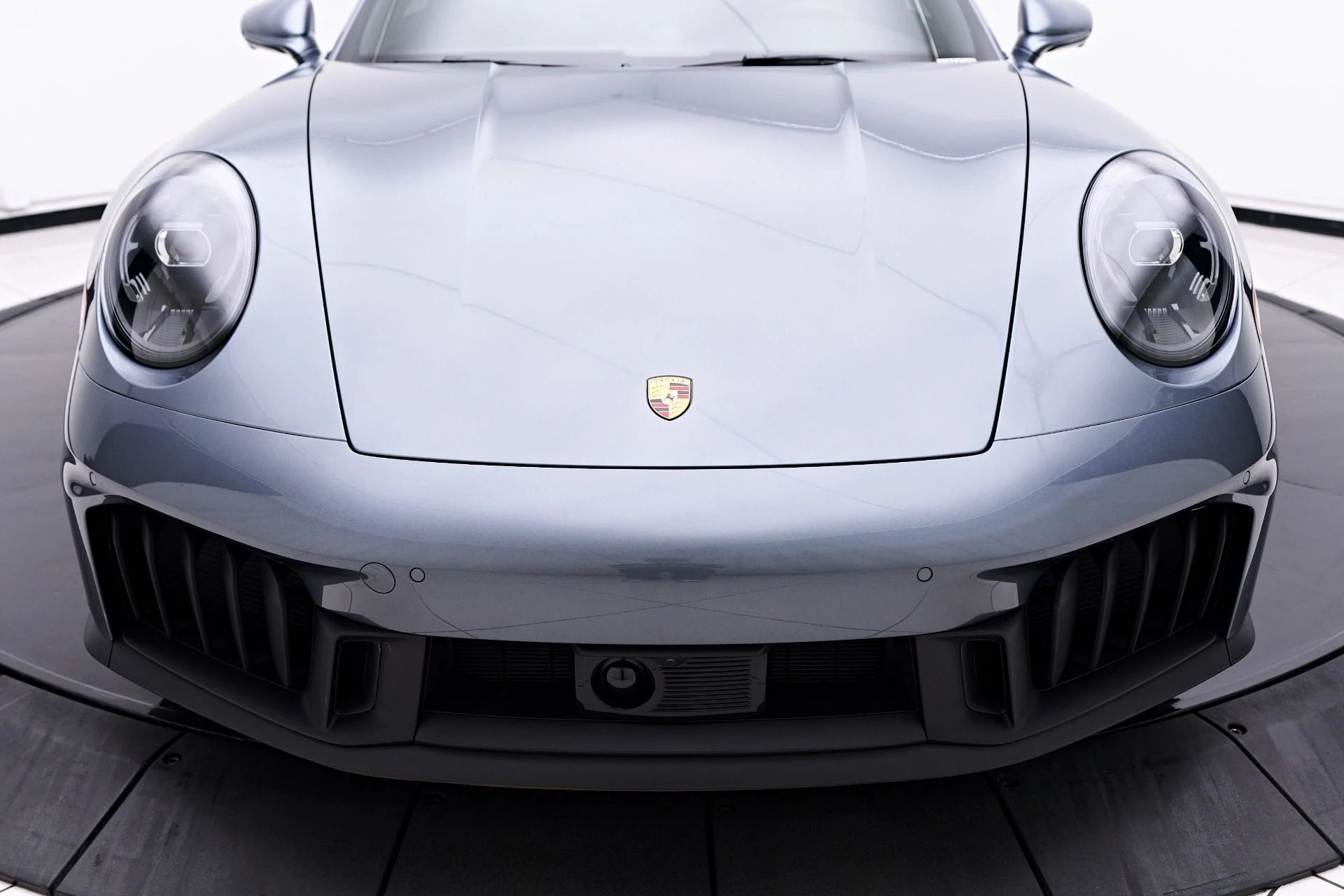 mph018_3515761940_Used_2025_Porsche_911_Carrera_4_GTS_1755103628_a5620af032