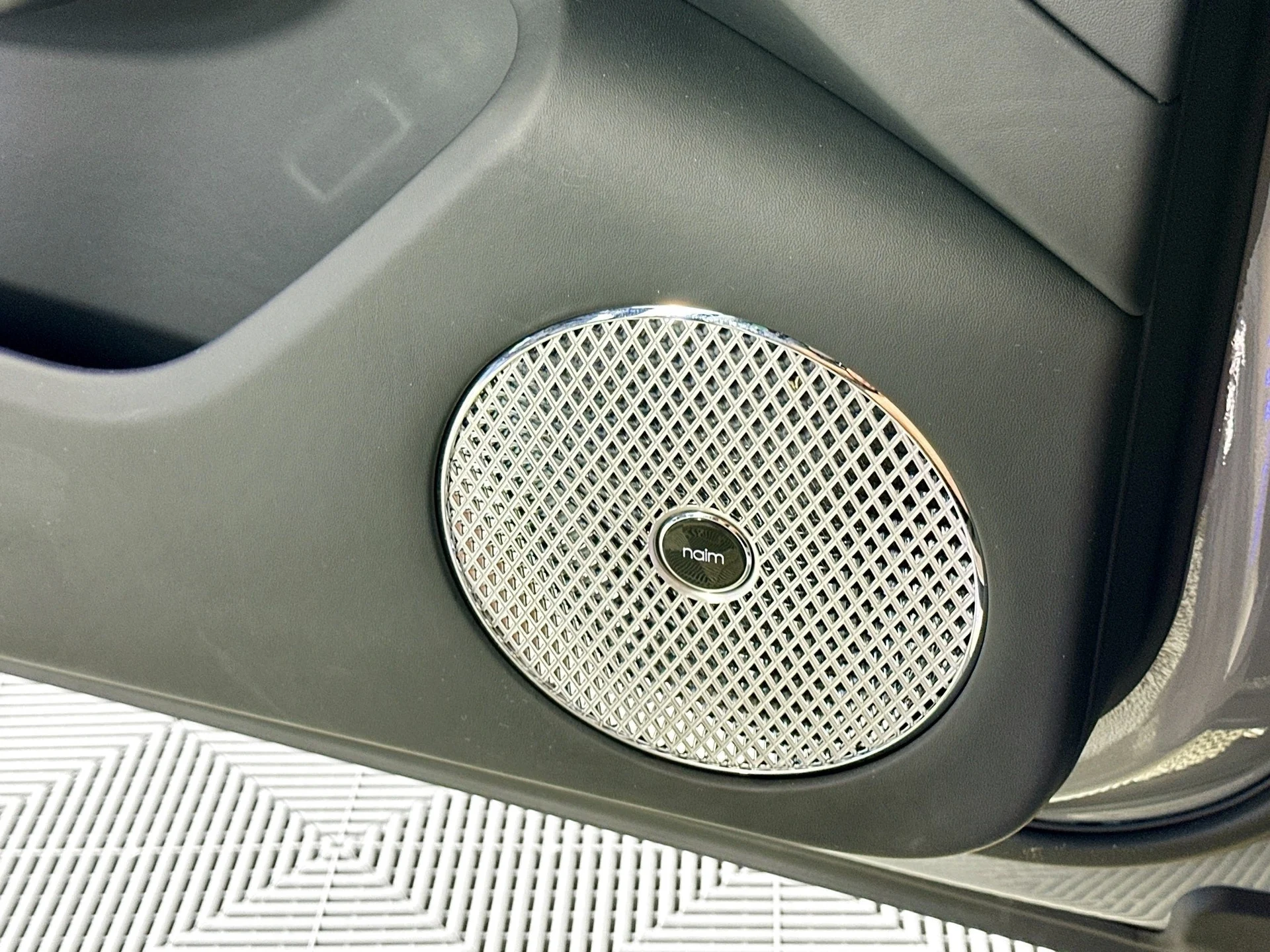 mph018_3521832822_19_d90c19e809