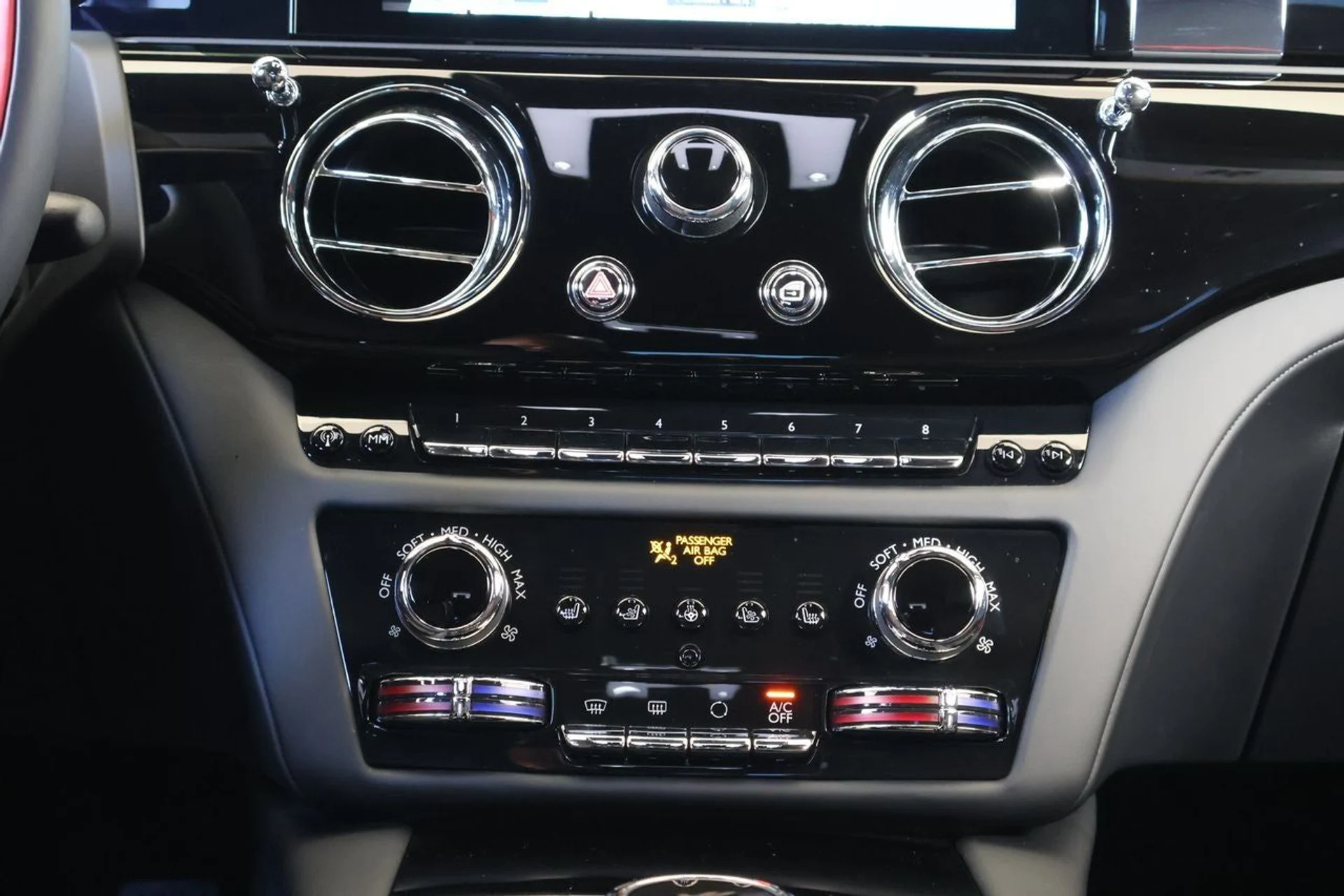 mph018_3523741712_19_0943b85ec6