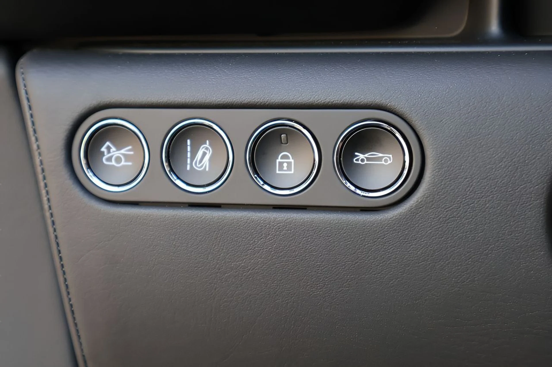 mph018_3524926779_19_cf920e405d