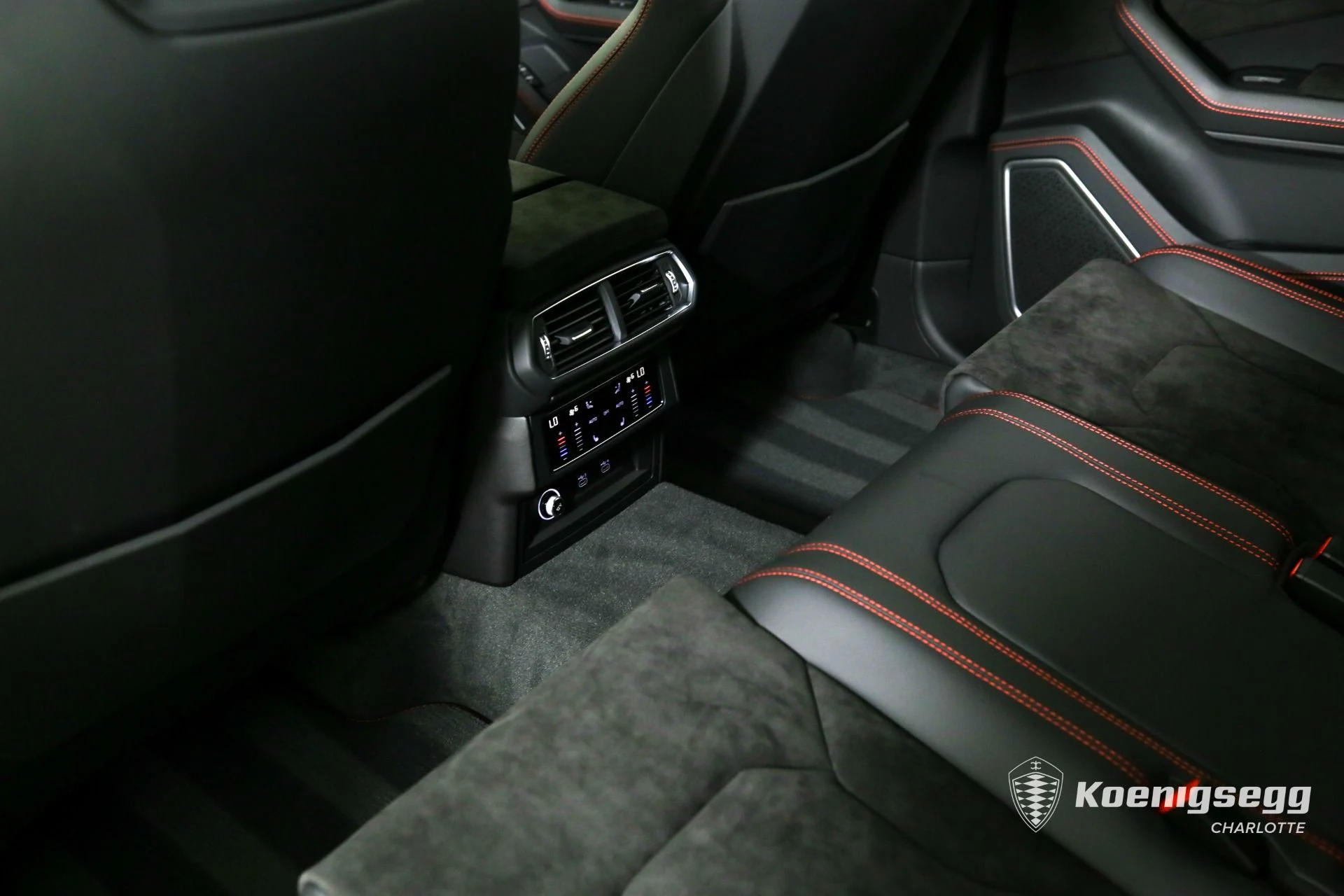 mph018_3532413844_Used_2023_LAMBORGHINI_URUS_S_PEARL_CAPSULE_1720196278_434d2ddb5c