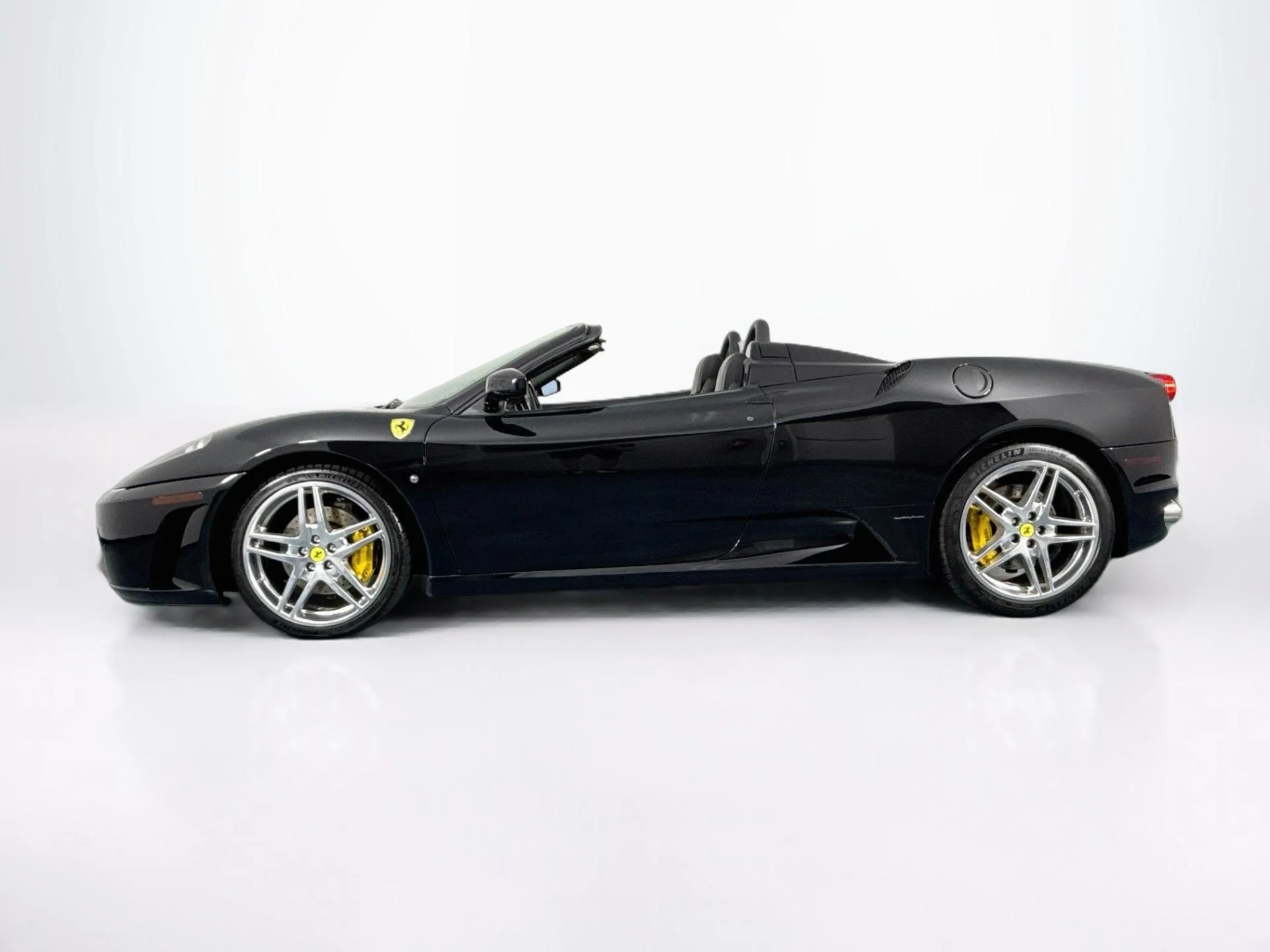 mph018_3538544050_Used_2007_Ferrari_F430_F1_Spider_1786408567_8f3fa220c8