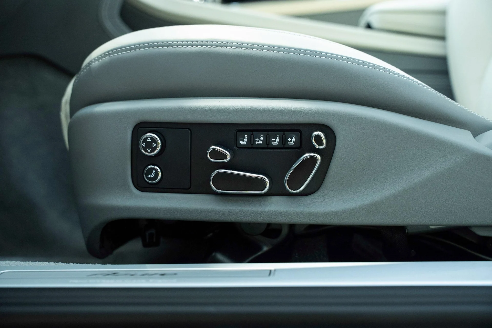 mph018_3542948671_451284868_6954be1c4e73cd9f103f4deb_727b4c9eb8