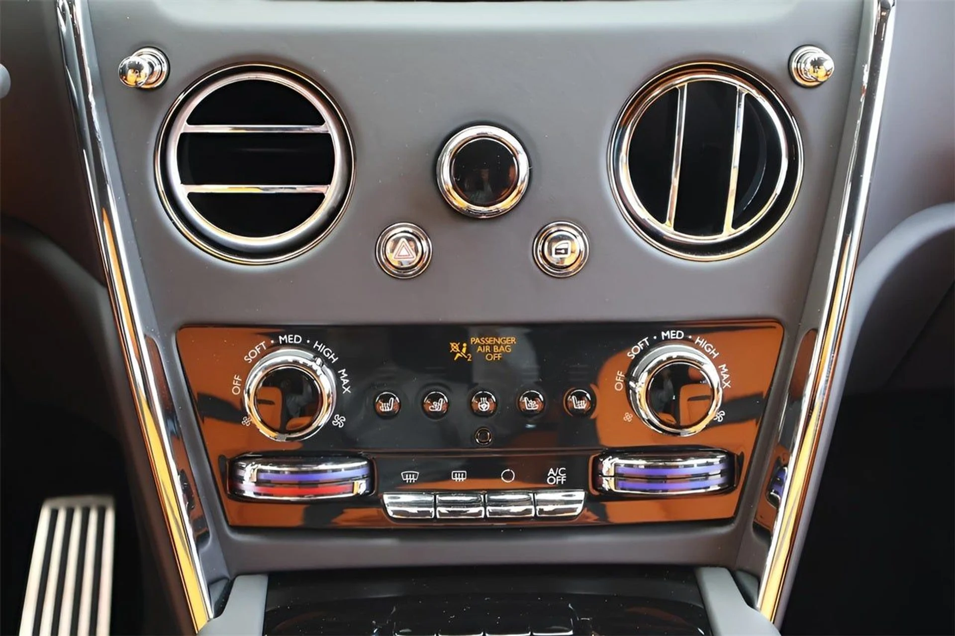 mph018_3543572247_19_daaf3544b7