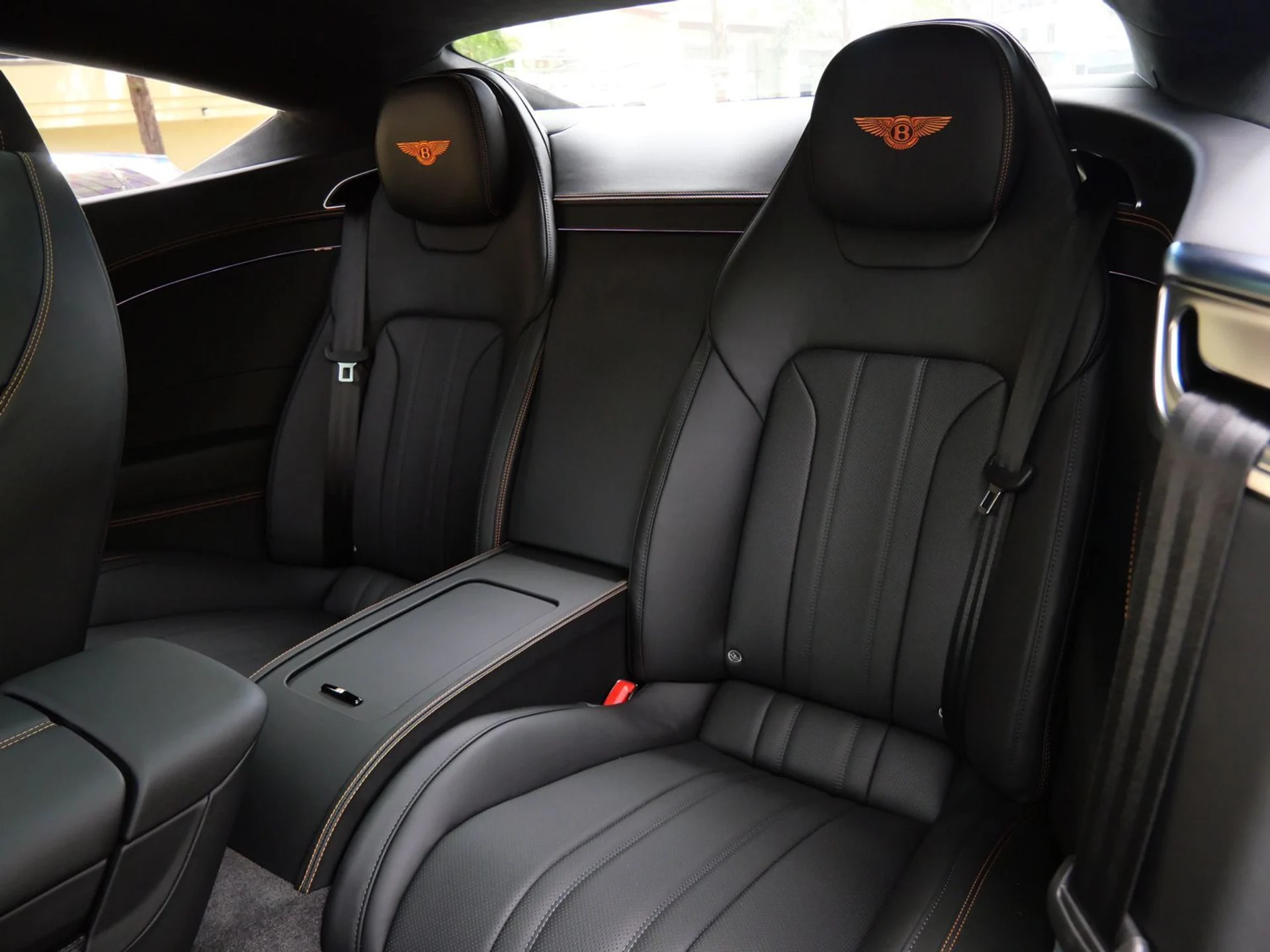 mph018_3547621488_fd0eb11a785608db37b6f9a5f625f612x_c3e88a4899