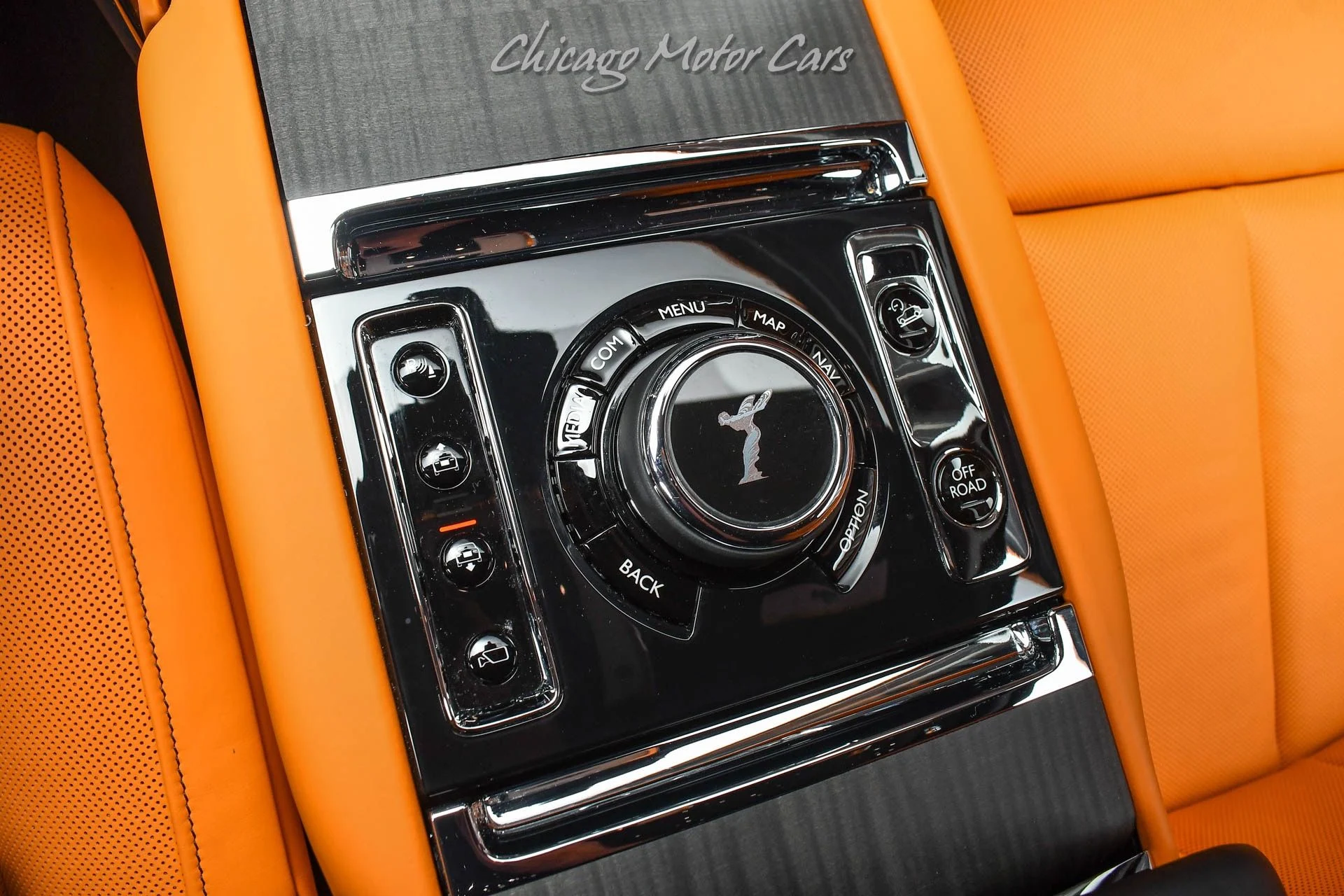 mph018_3548256018_13155_p19_l_56dce6af40