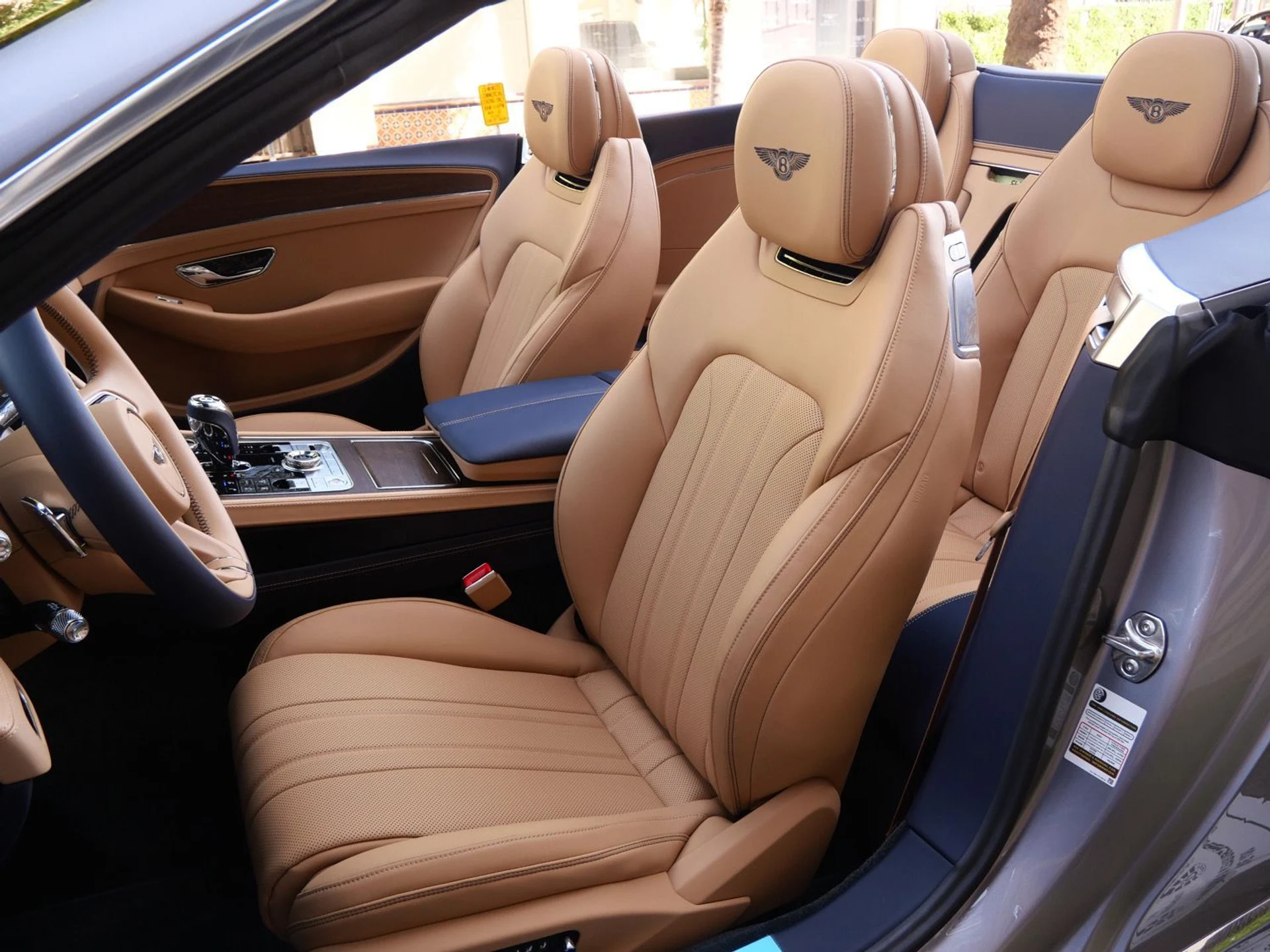 mph018_3567582731_e9bd196db48120e38cc4973b3a9652e6x_46d35ccc97