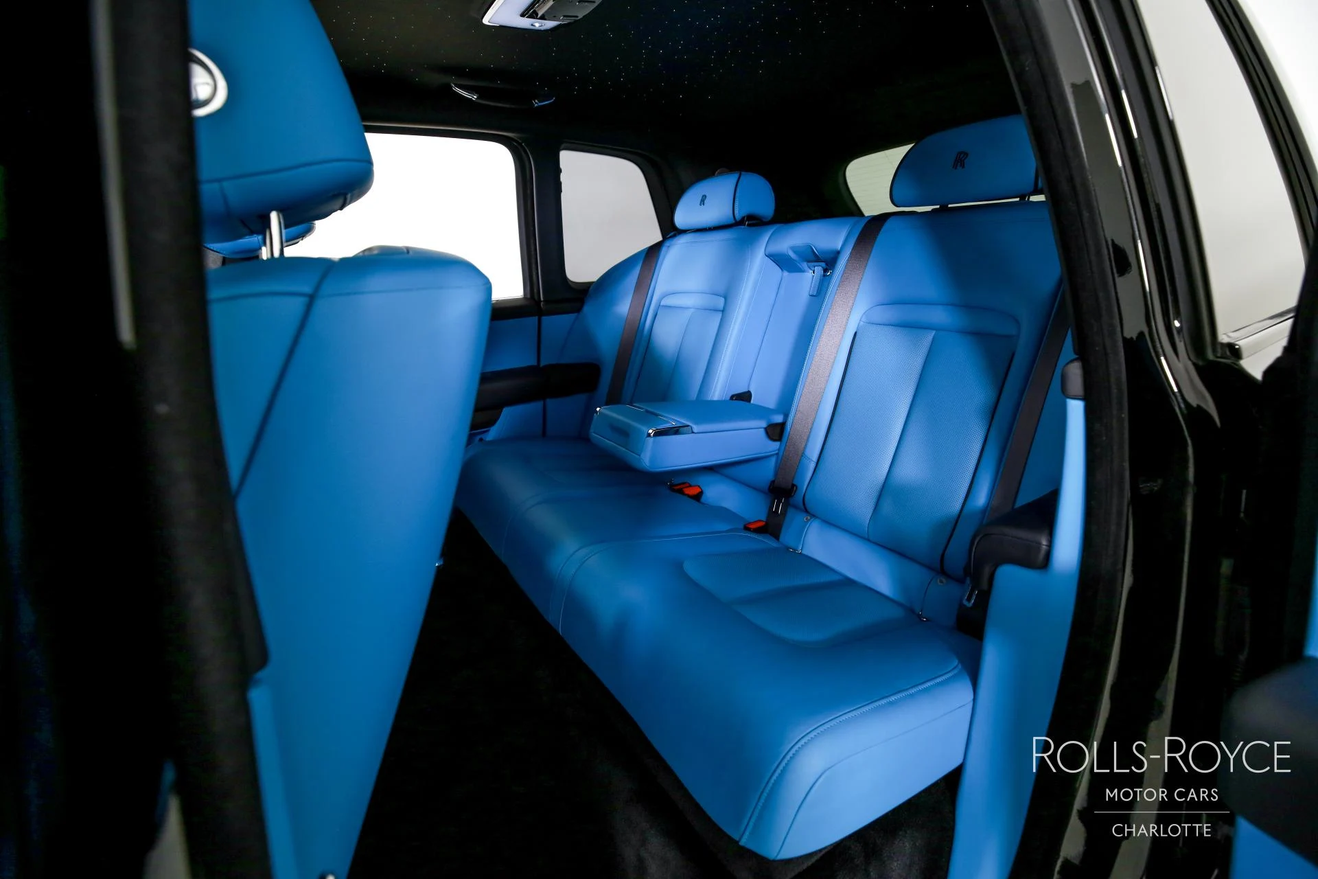 mph018_3583768439_Used_2025_Rolls_Royce_Cullinan_1752166885_990072c157