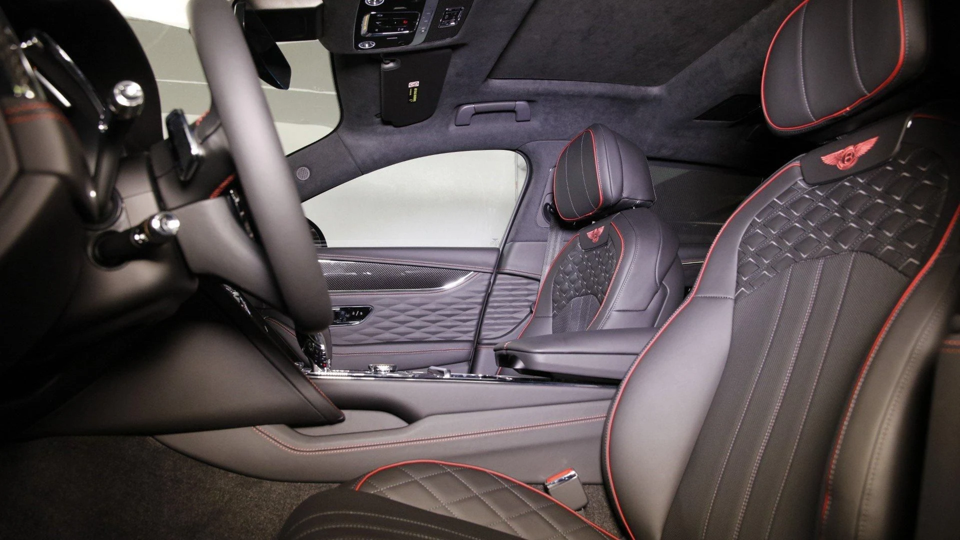 mph018_3599111450_Used_2024_Bentley_Flying_Spur_Speed_1706529811_e03bc6671b