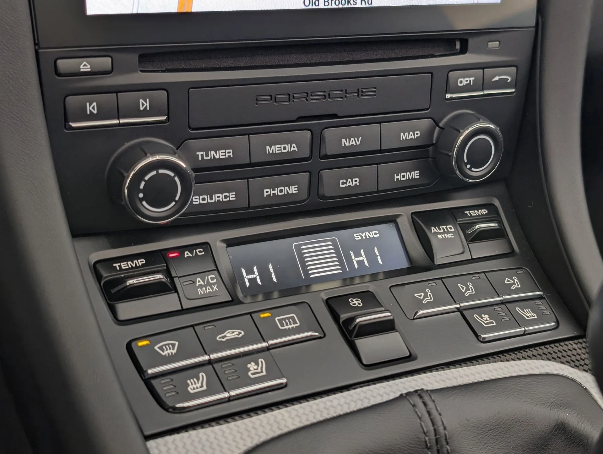 mph018_3599829450_69aab50e9784eff1f56257137bbc117cx_c4cd28ed60