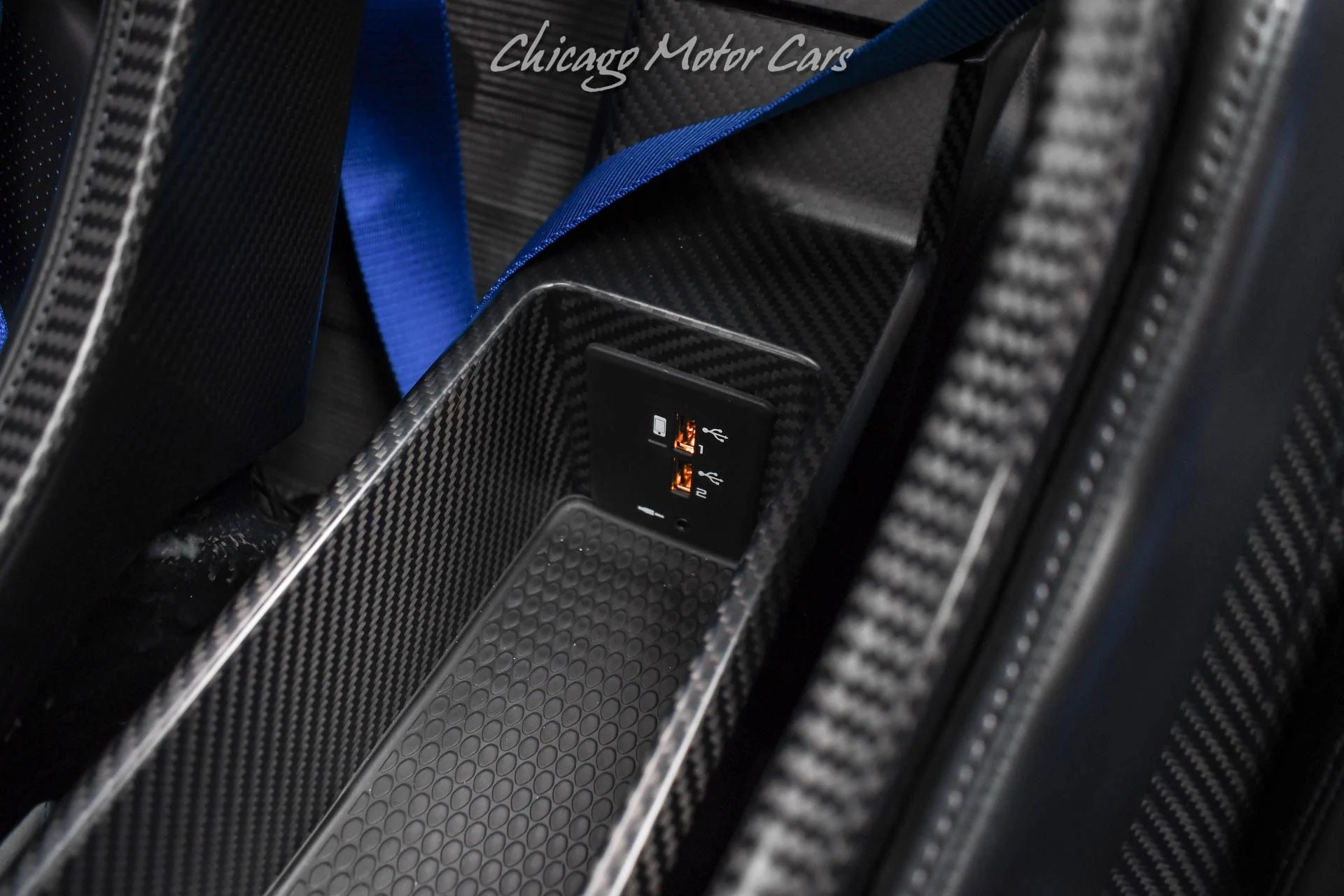 mph018_3601040072_12200_p19_l_4231f3b4d7