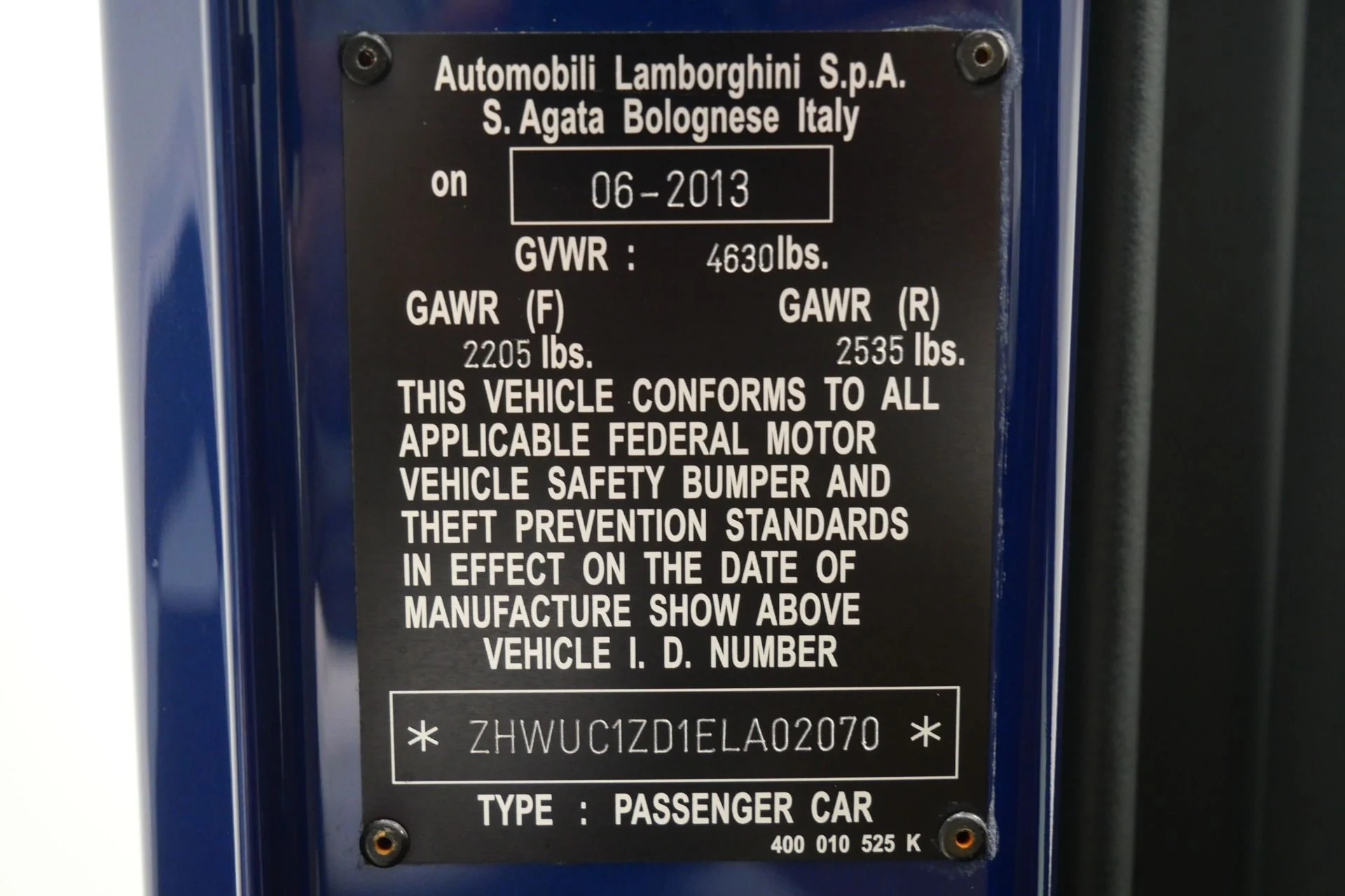 mph018_3603188508_Used_2014_Lamborghini_Aventador_LP_700_4_Beautiful_Color_Combination_Transparent_Engine_Bonnet_1774983686_c4c96aa416