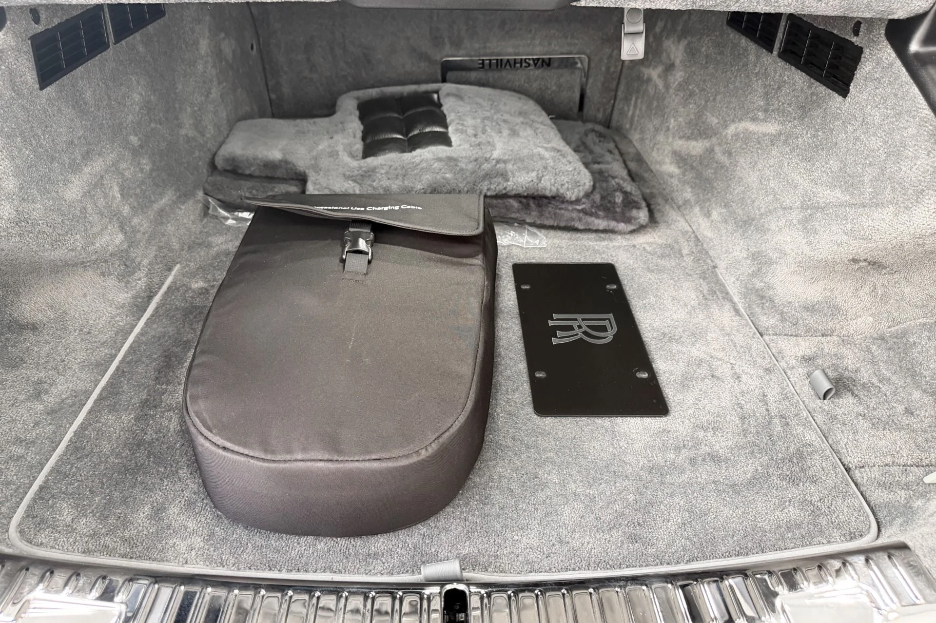 mph018_3609543930_Used_2024_Rolls_Royce_Spectre_Launch_Package_Low_Miles_Canadel_Paneling_1782413565_5e2337d53e