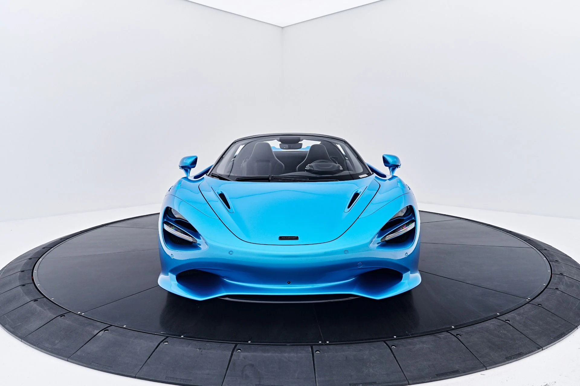 mph018_3610340136_Used_2025_Mc_Laren_750_S_1787619665_9234271be1