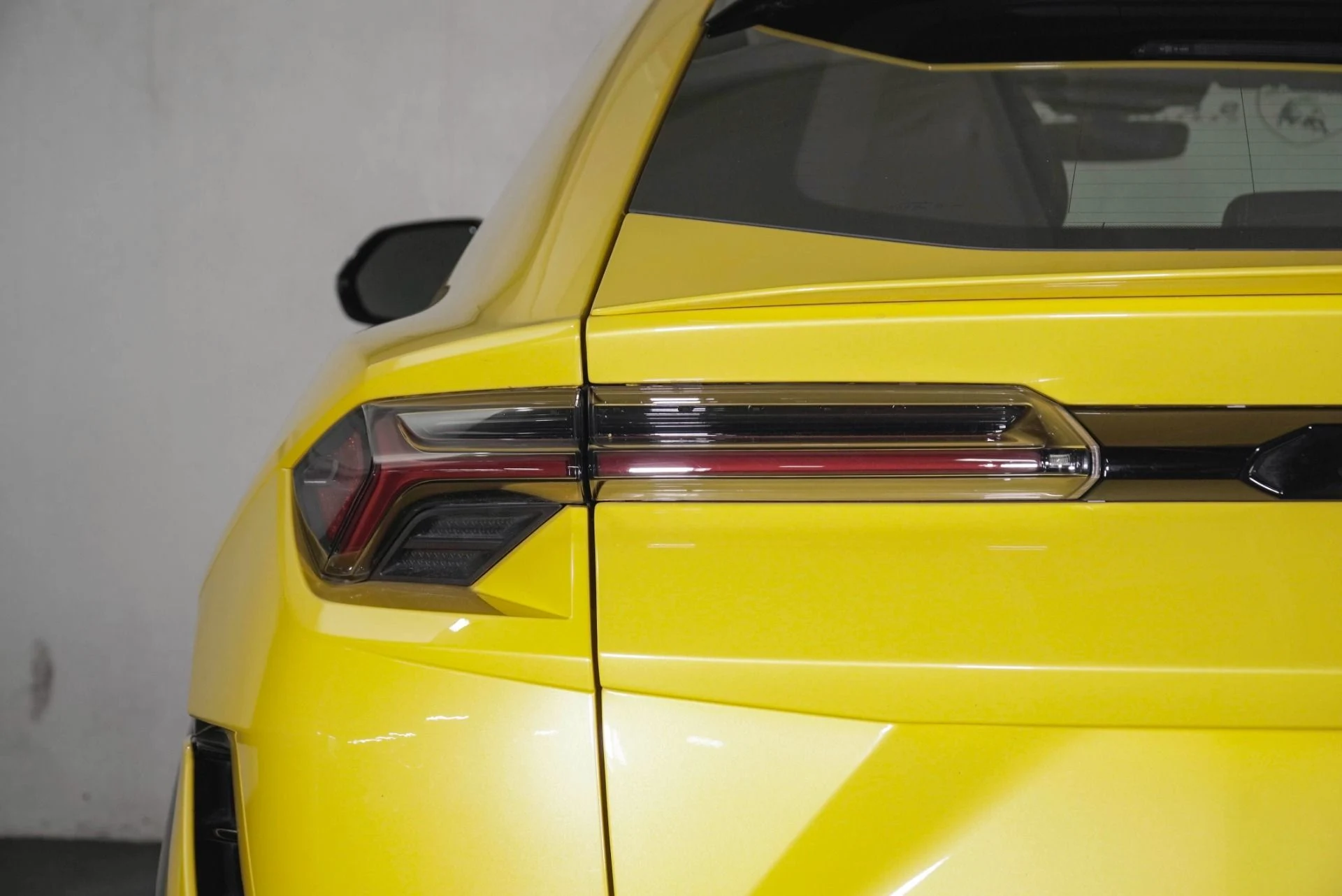mph018_3610409397_Used_2023_Lamborghini_Urus_S_1782321107_f449d760a8