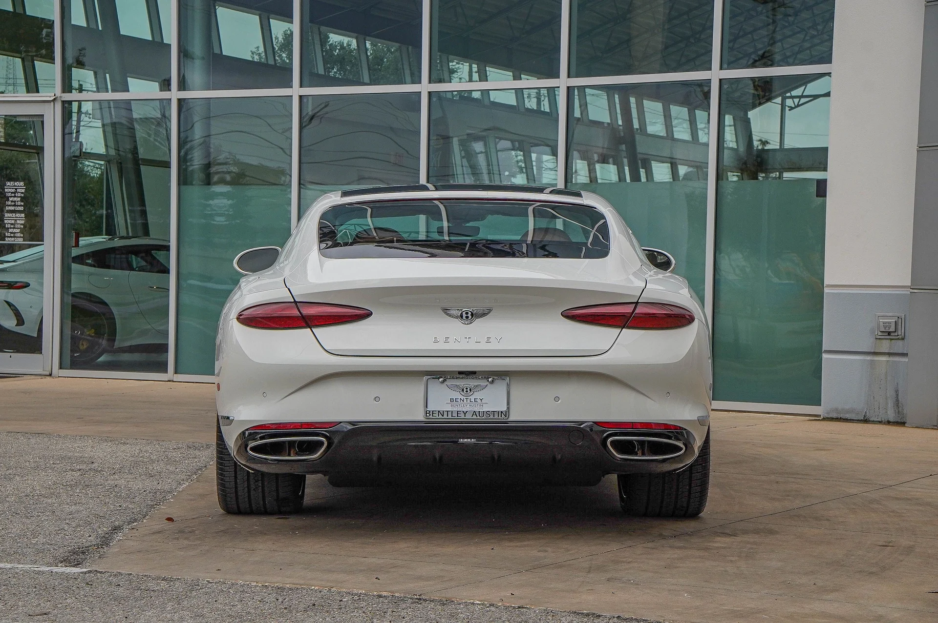 mph018_3615851699_Hi_Tech_Luxury_Imports_LLC_SCBCP_2_ZG_7_TC_025858_image_18_0dd149f697