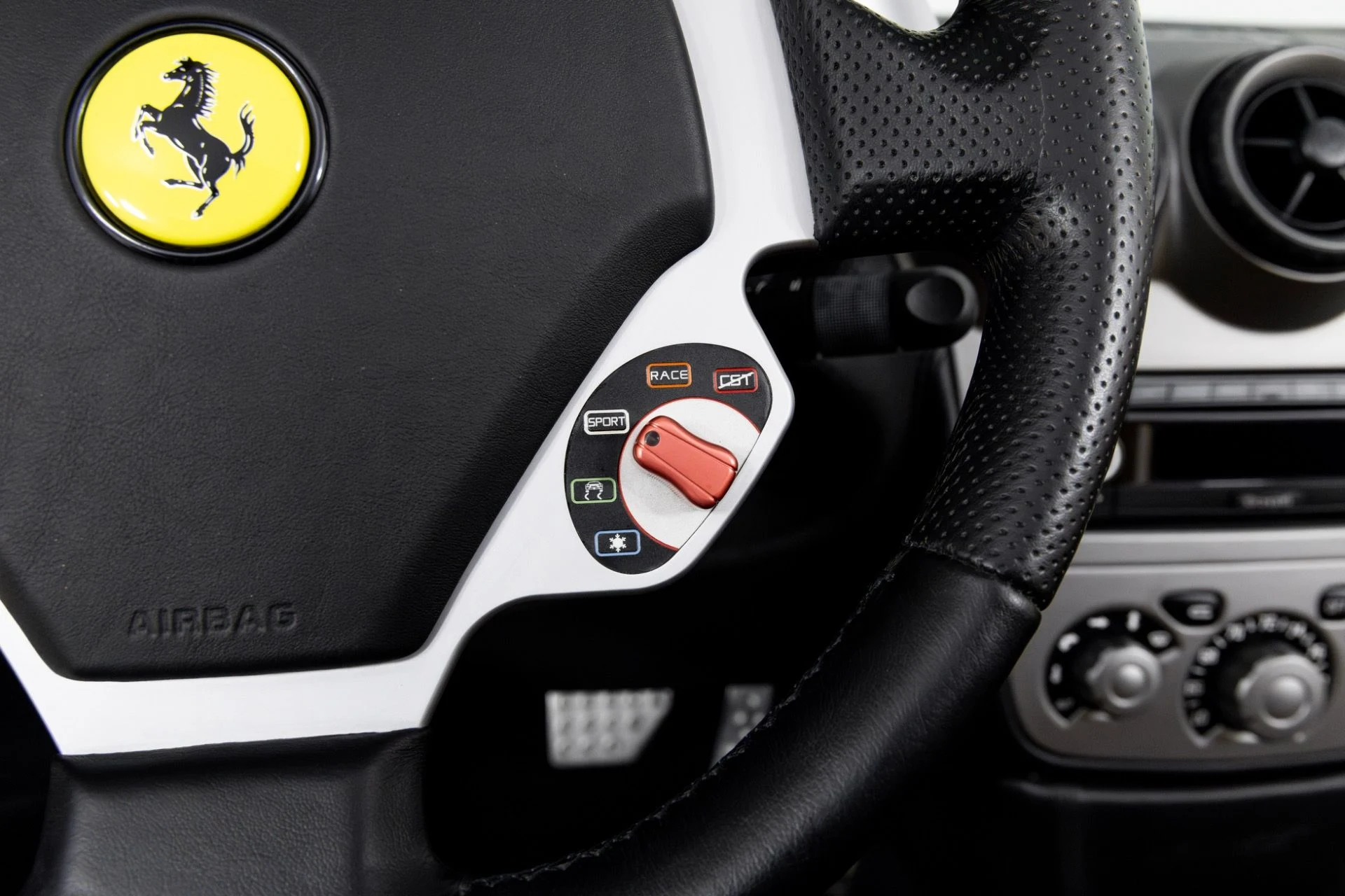 mph018_3617541367_Used_2007_Ferrari_430_F1_Spider_1764802459_8df9f0fc47