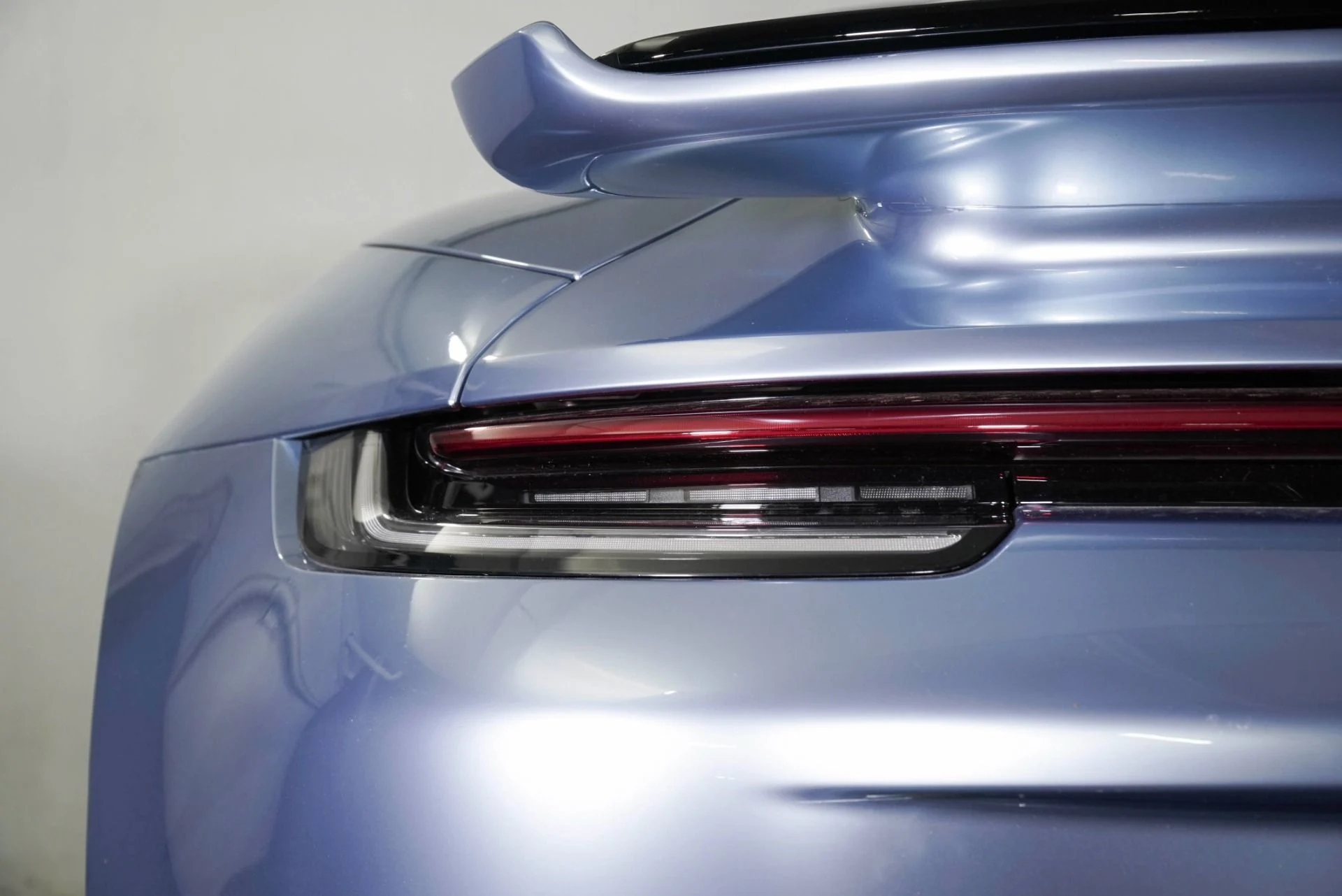 mph018_3618469906_Used_2025_Porsche_911_Turbo_S_1776533142_06f0d1c92d