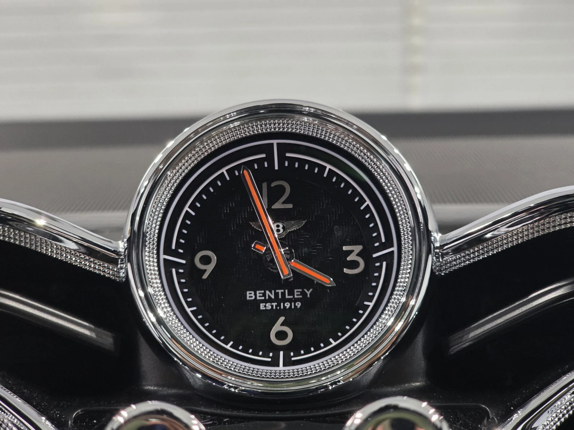 mph018_3623659378_d026047fe9836102276cd8355e207093_5280516070