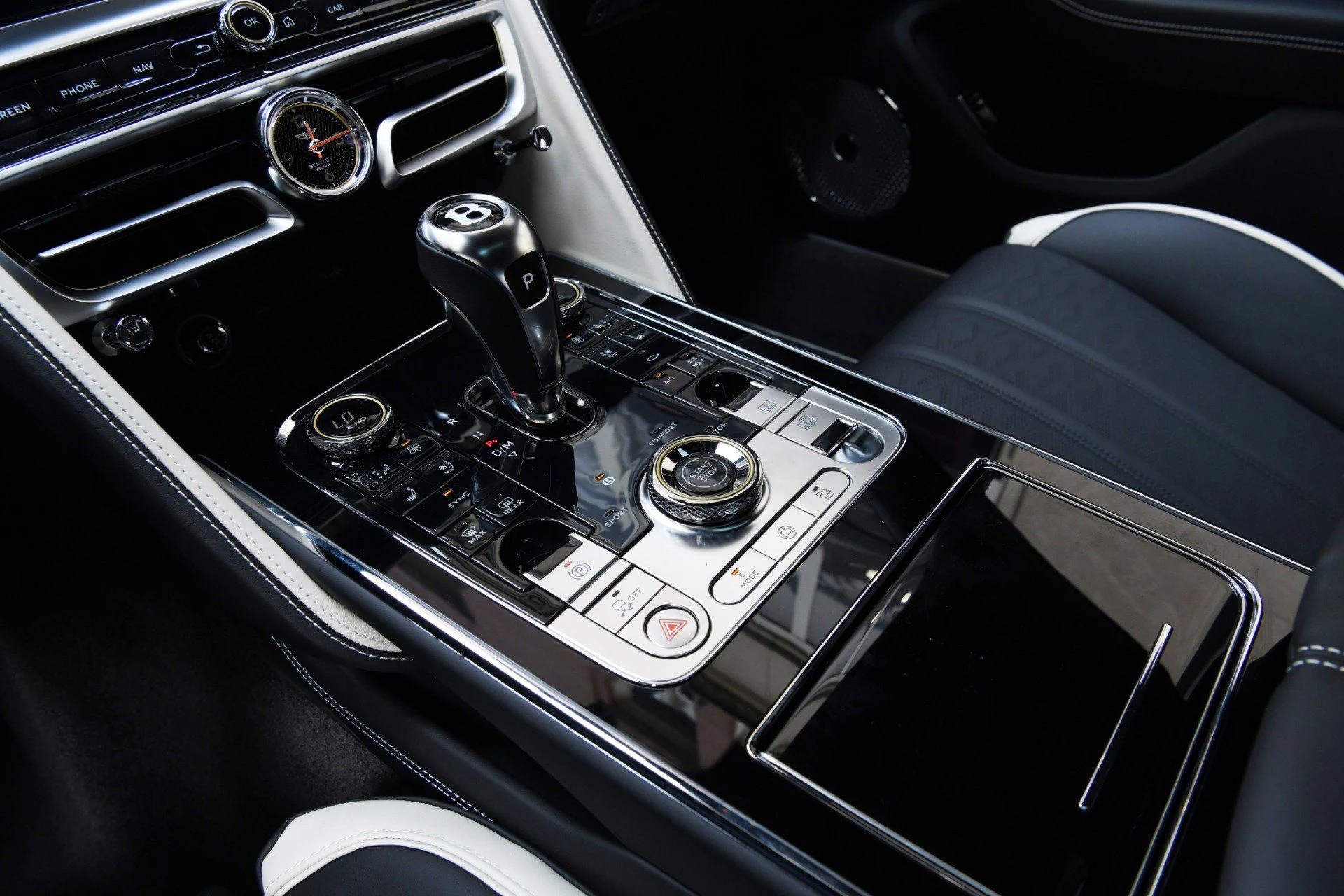 mph018_3628655205_c5771fd59beddc95db264ea20d292fefx_1dcd285488