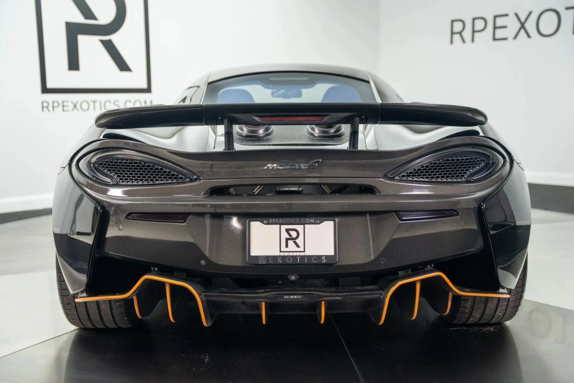 mph018_3632897243_0496b9997904618cc3b7c44480beca63_6bde258cea