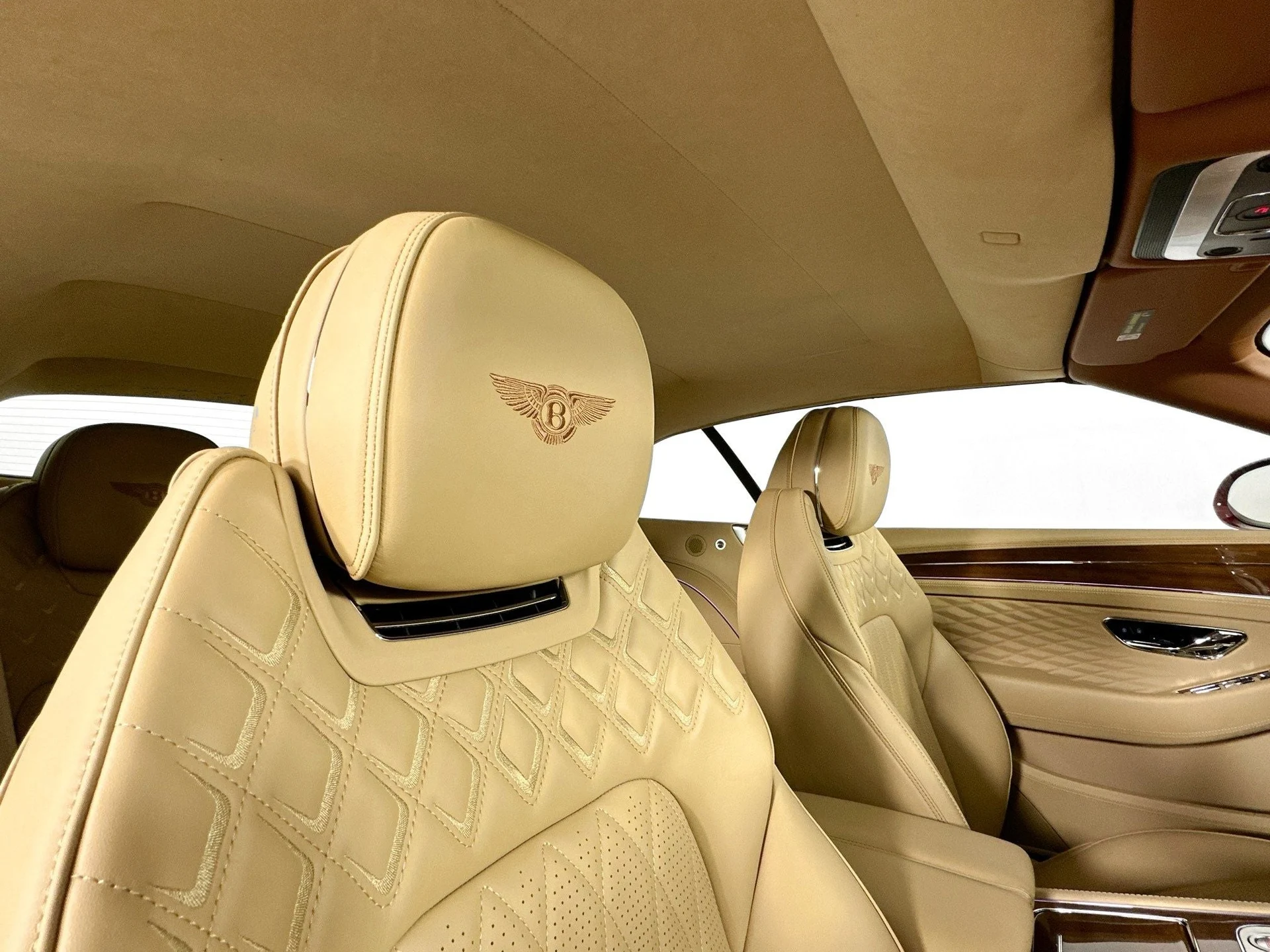 mph018_363662390_19_cb71a6d730