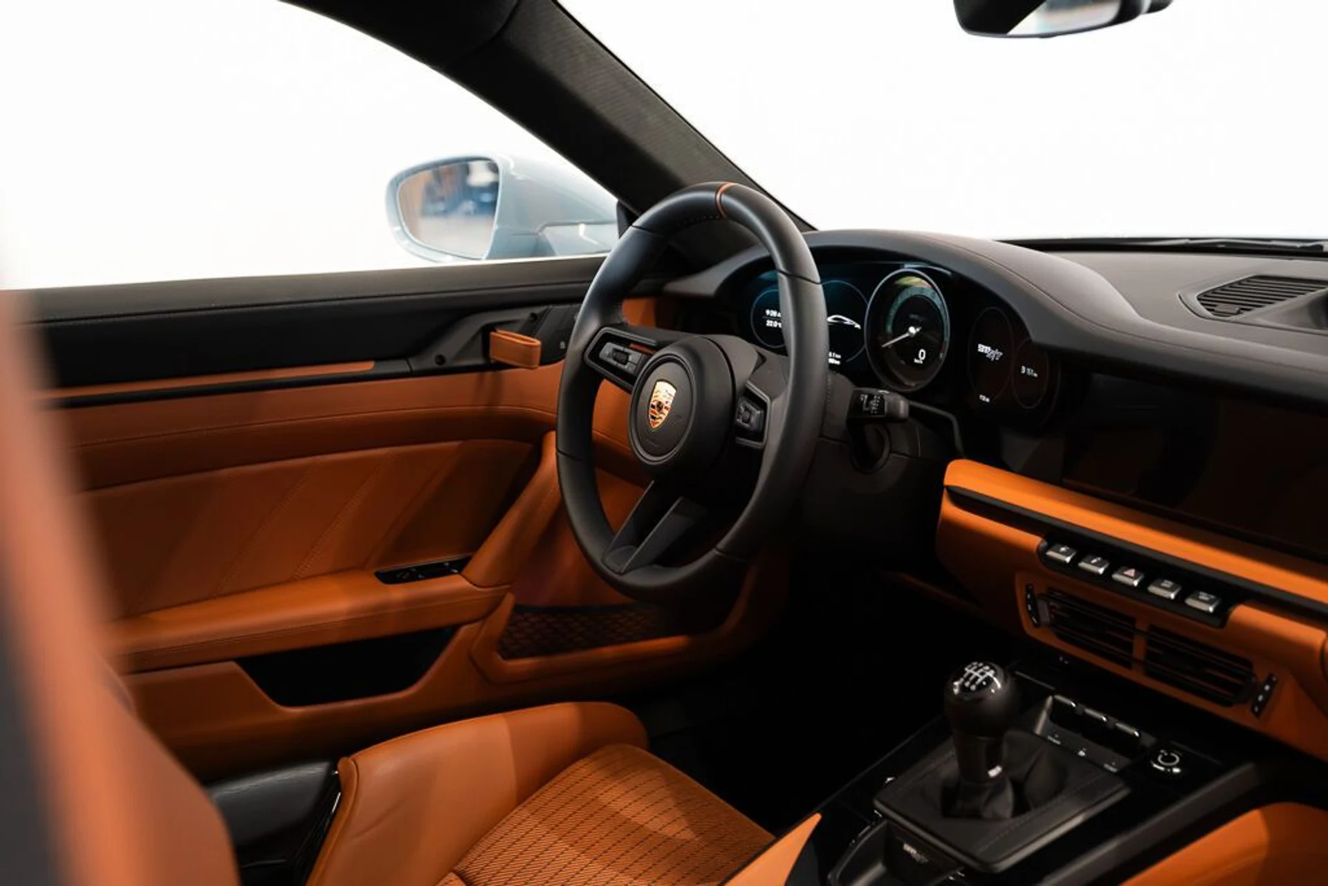 mph018_363717050_porsche_911_2024_jpg_v_1773863537_f9f7bab747