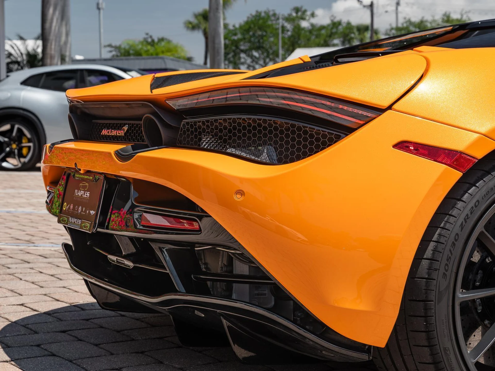 mph018_3638797960_Used_2022_Mc_Laren_720_S_Performance_1778364267_b95ed3e012