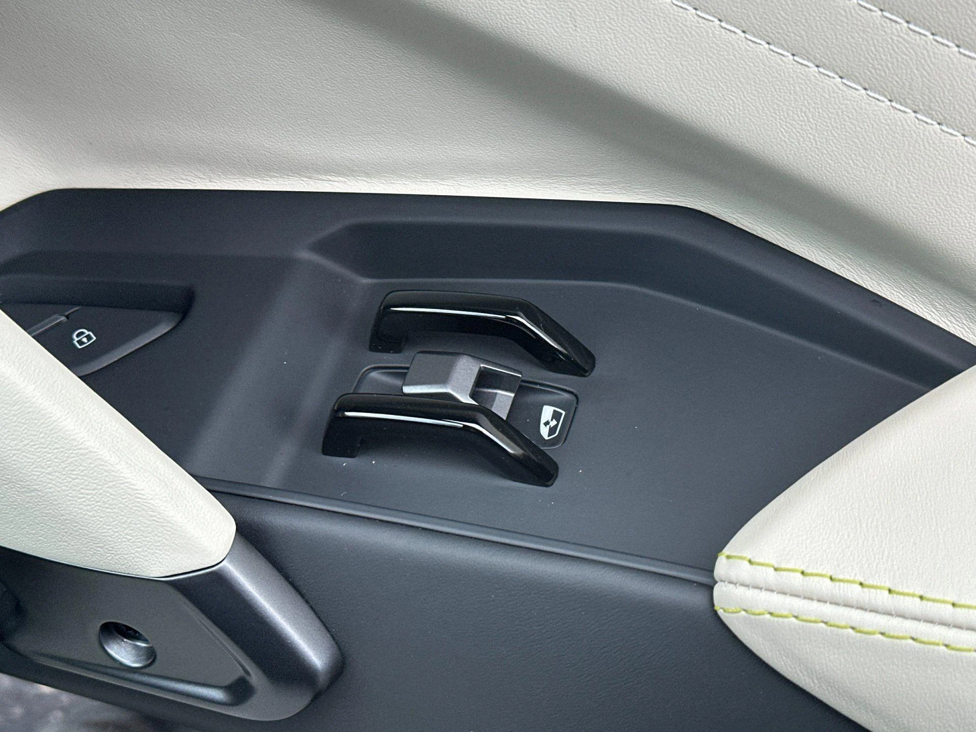 mph018_3641457021_New_2026_Lamborghini_Revuelto_1772877568_300857a2ed